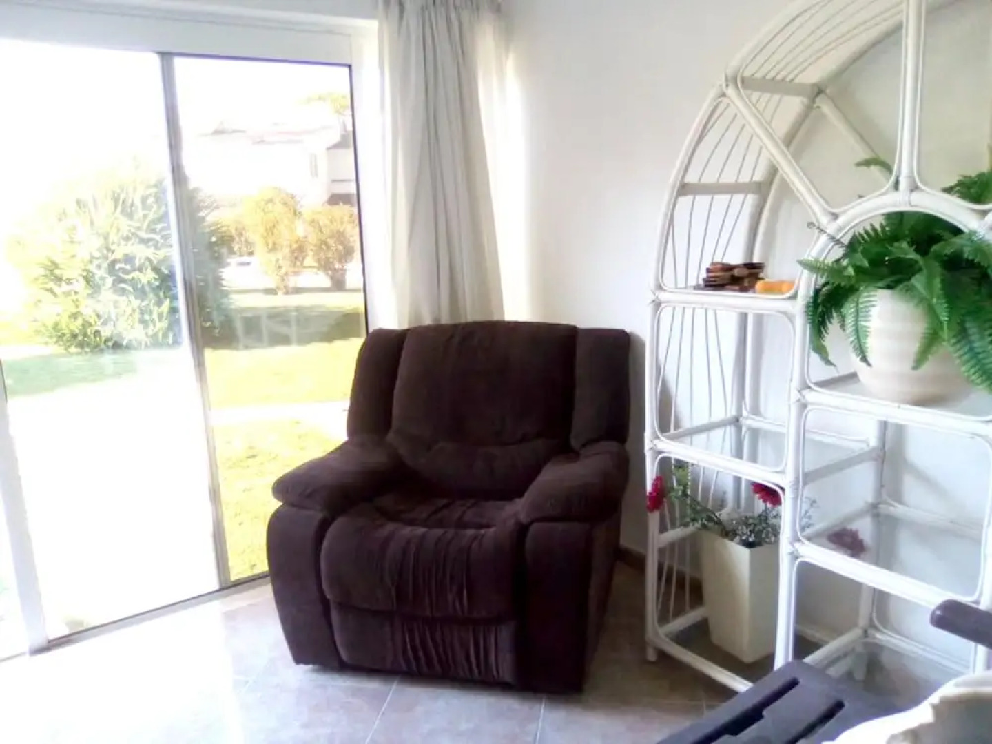 House With 4 Bedrooms in Corroios, With Pool Access, Enclosed Garden a