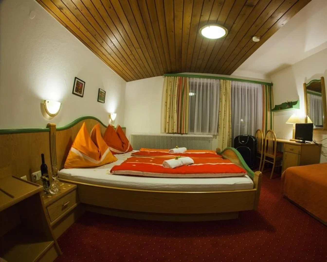 Almhotel Schönmoosalm