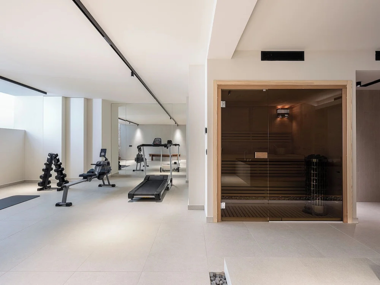 Pnoe Sea Front Experience