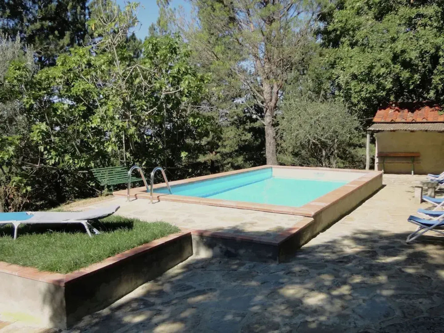 Farmhouse in Castelfranco Piandisco With Garden