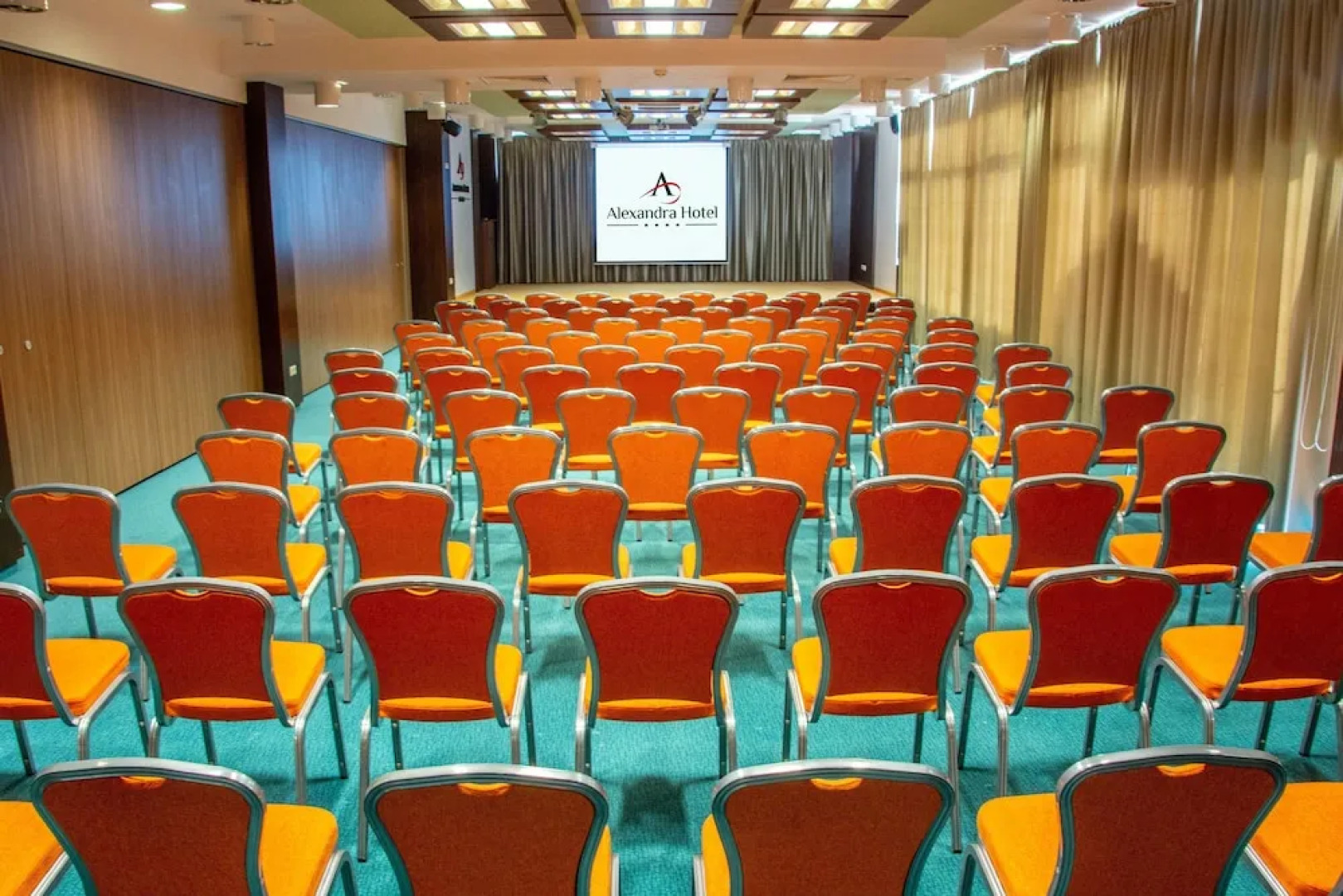 Alexandra Business Hotel