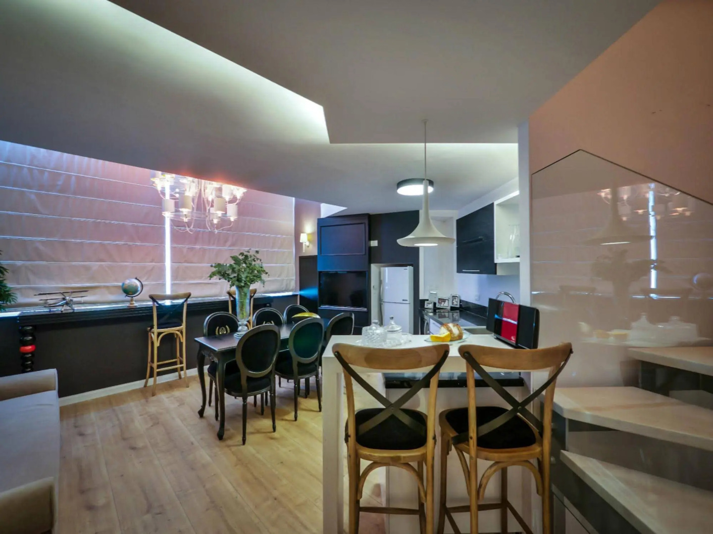 21st Floor 360 Suitop Hotel