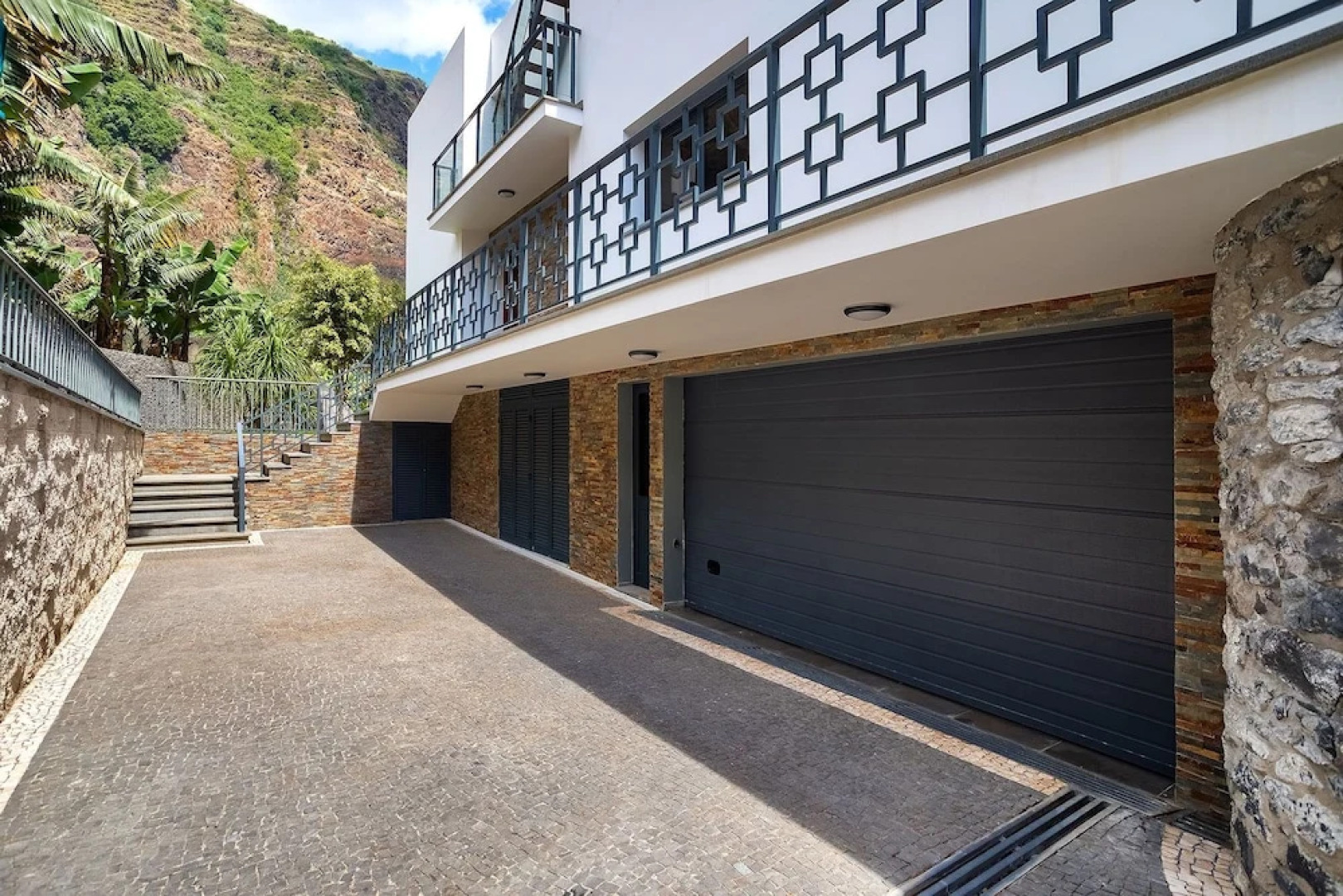 Casa Costa do Sol by MHM