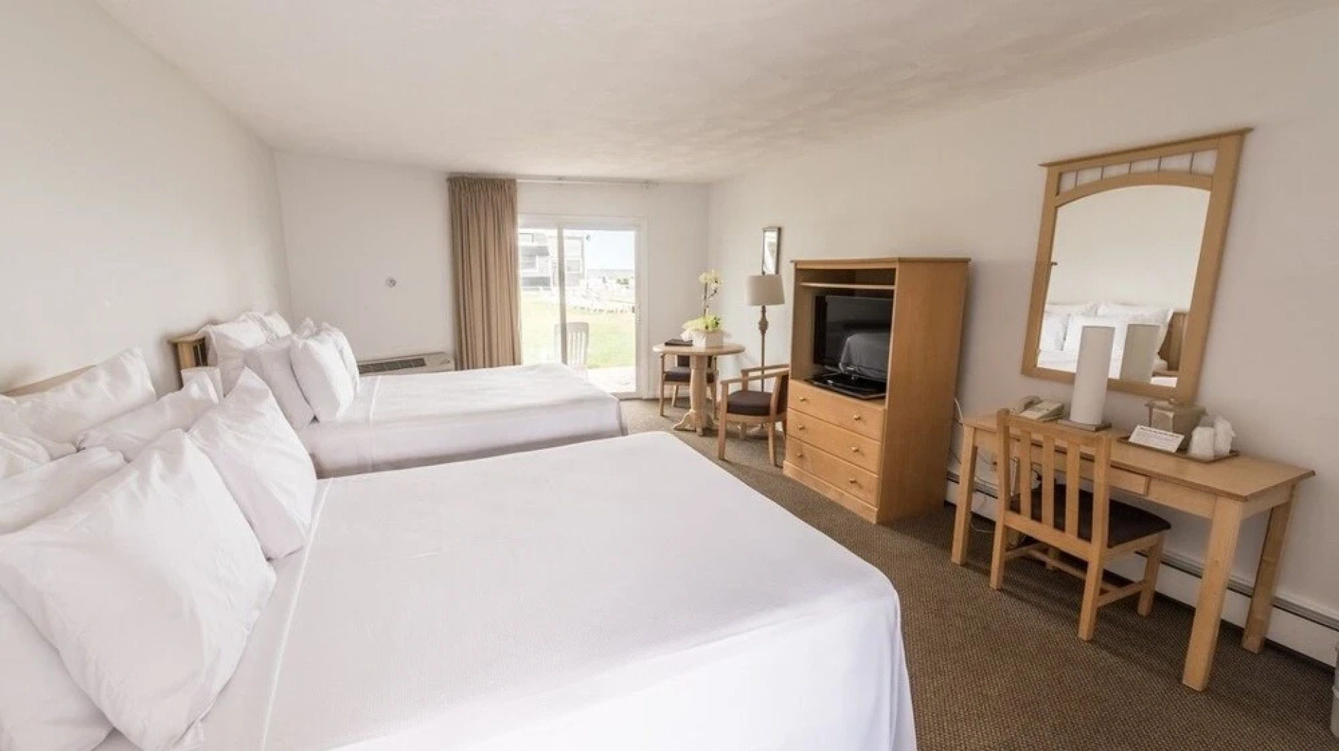 Three Seasons Resort