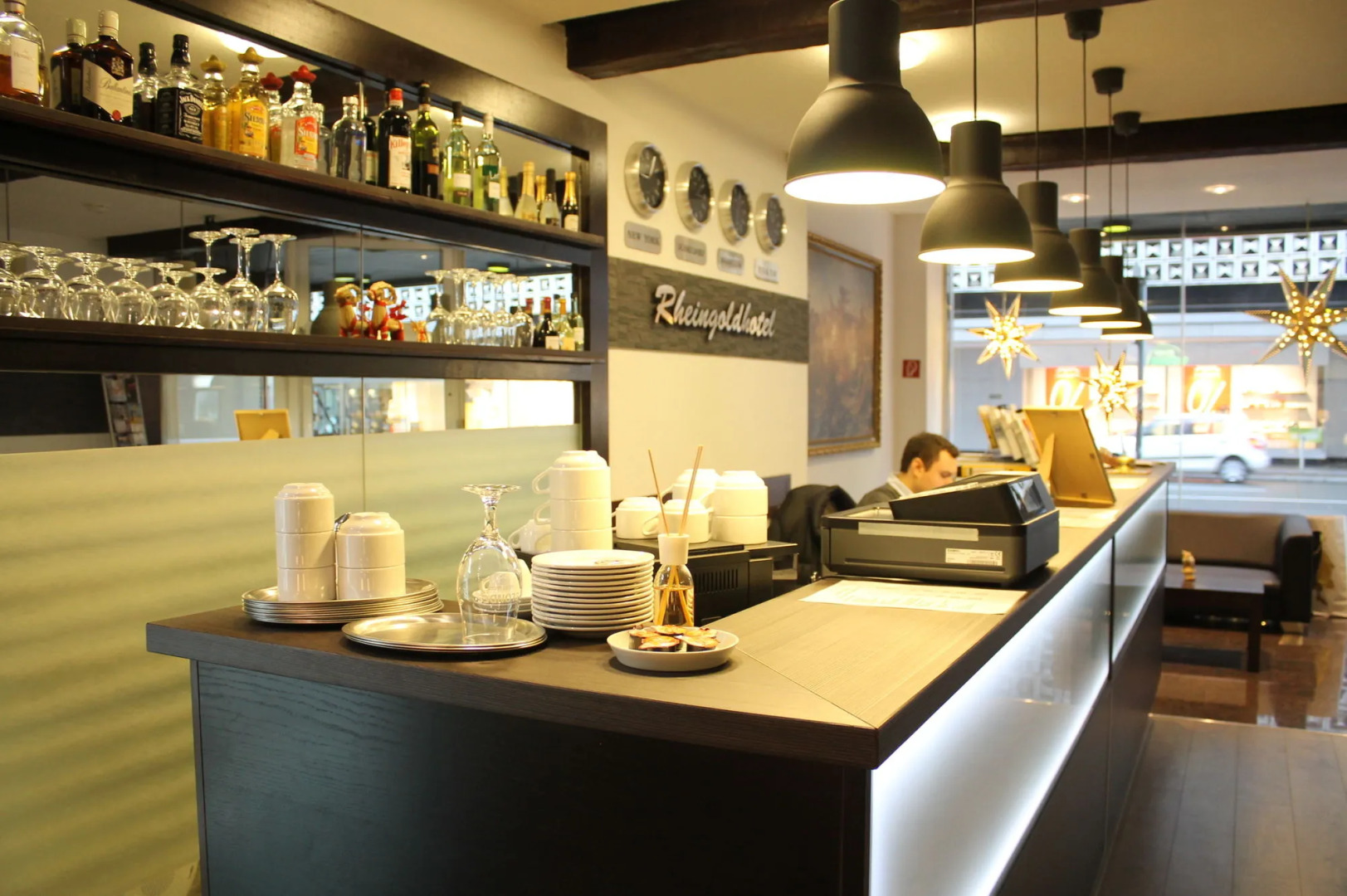 Rheinmetropole Hotel