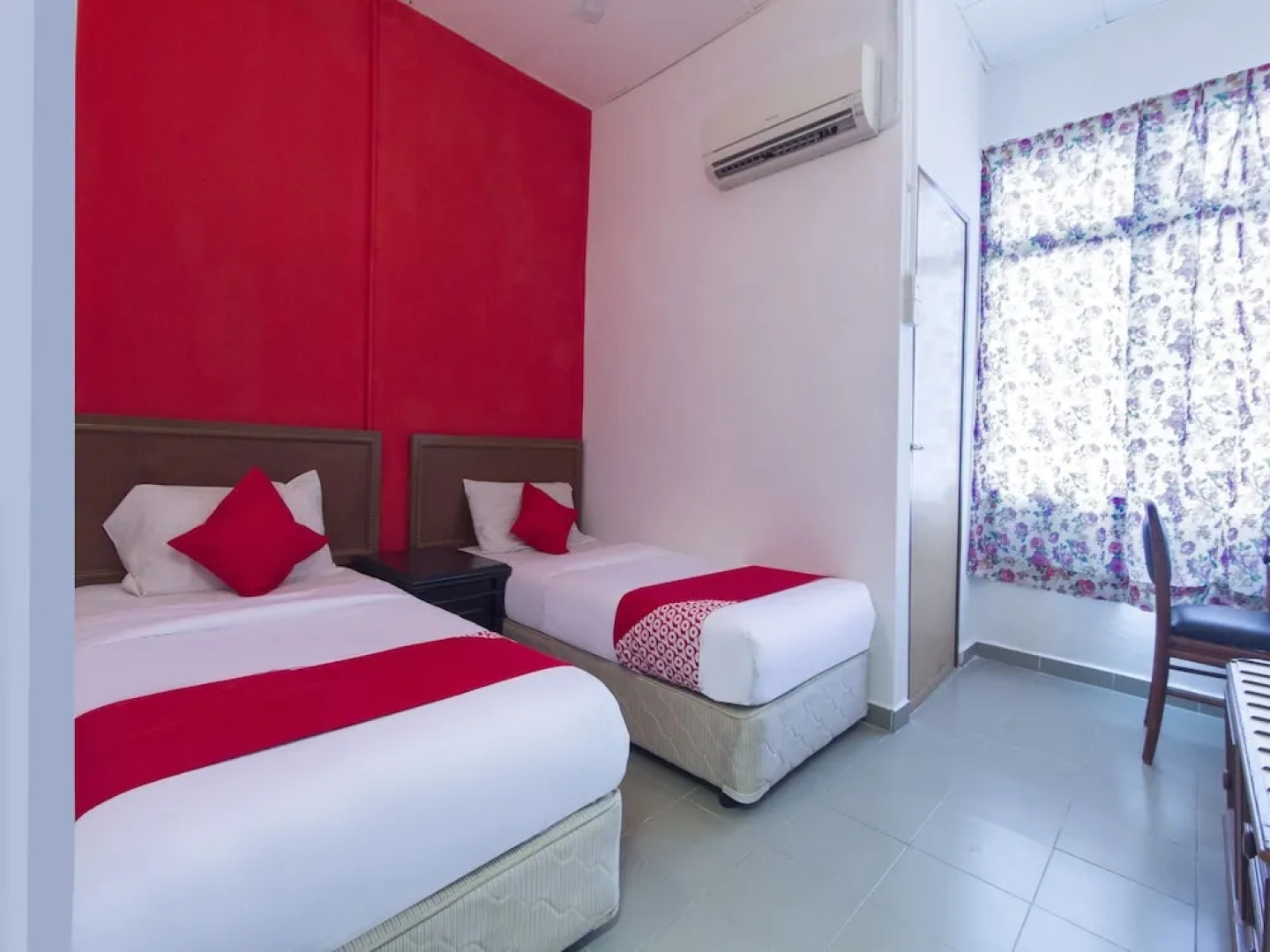 OYO 1093 Ali's Motel