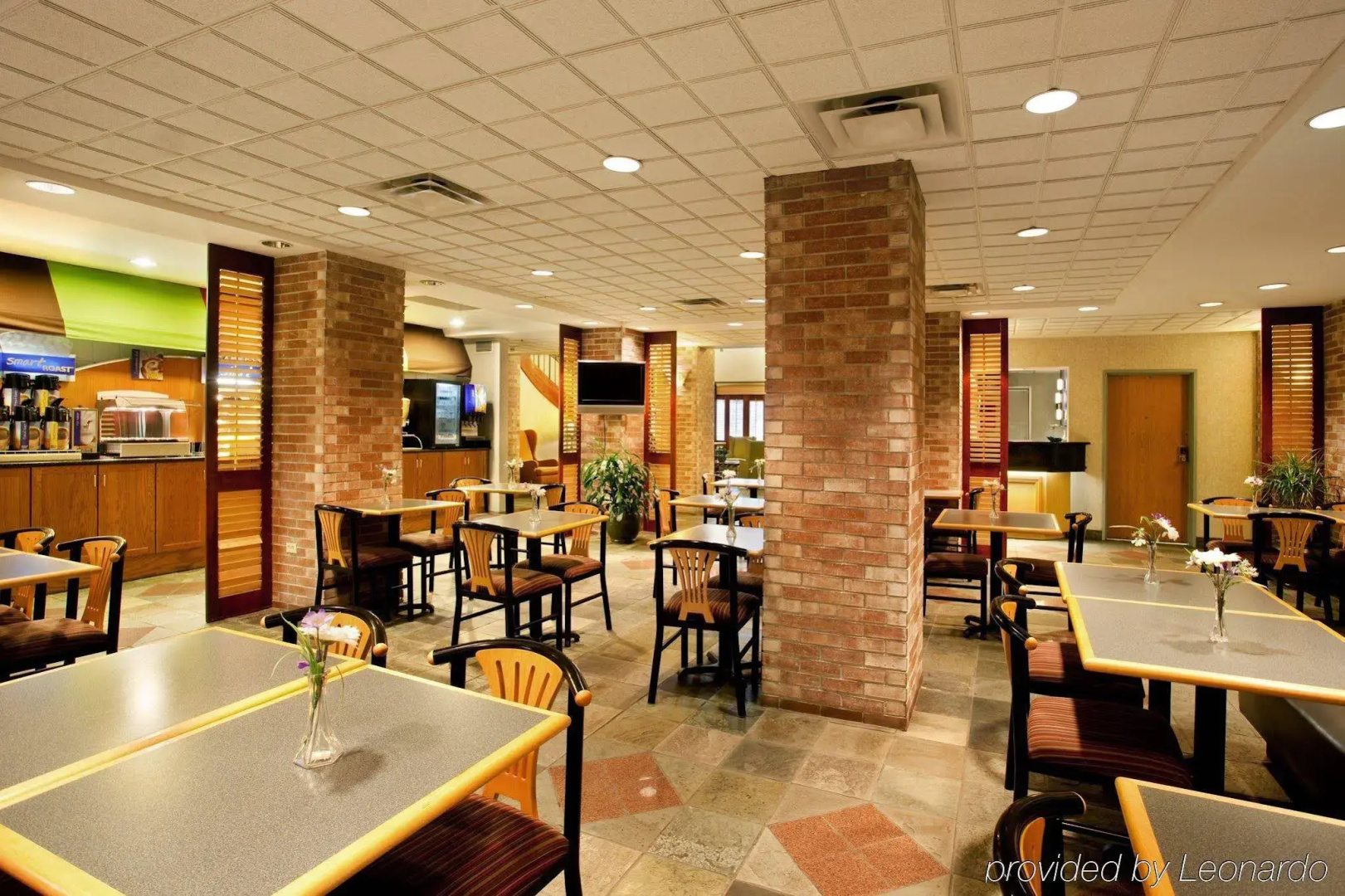 Holiday Inn Express Hotel & Suites Chicago-Midway Airport by IHG