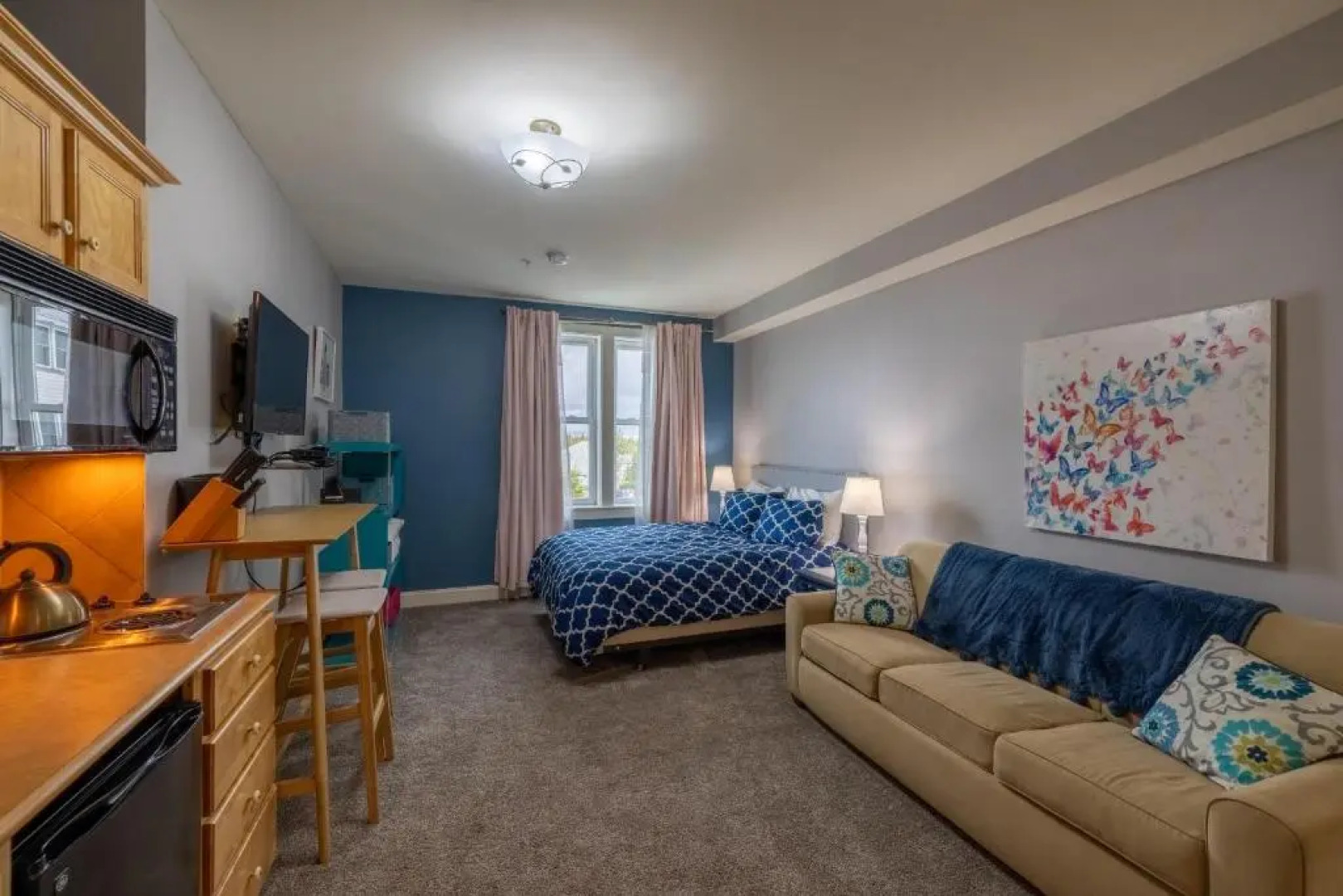 Seneca 202-204 Deluxe Seneca 2 Bedroom, 2 Bath Condo