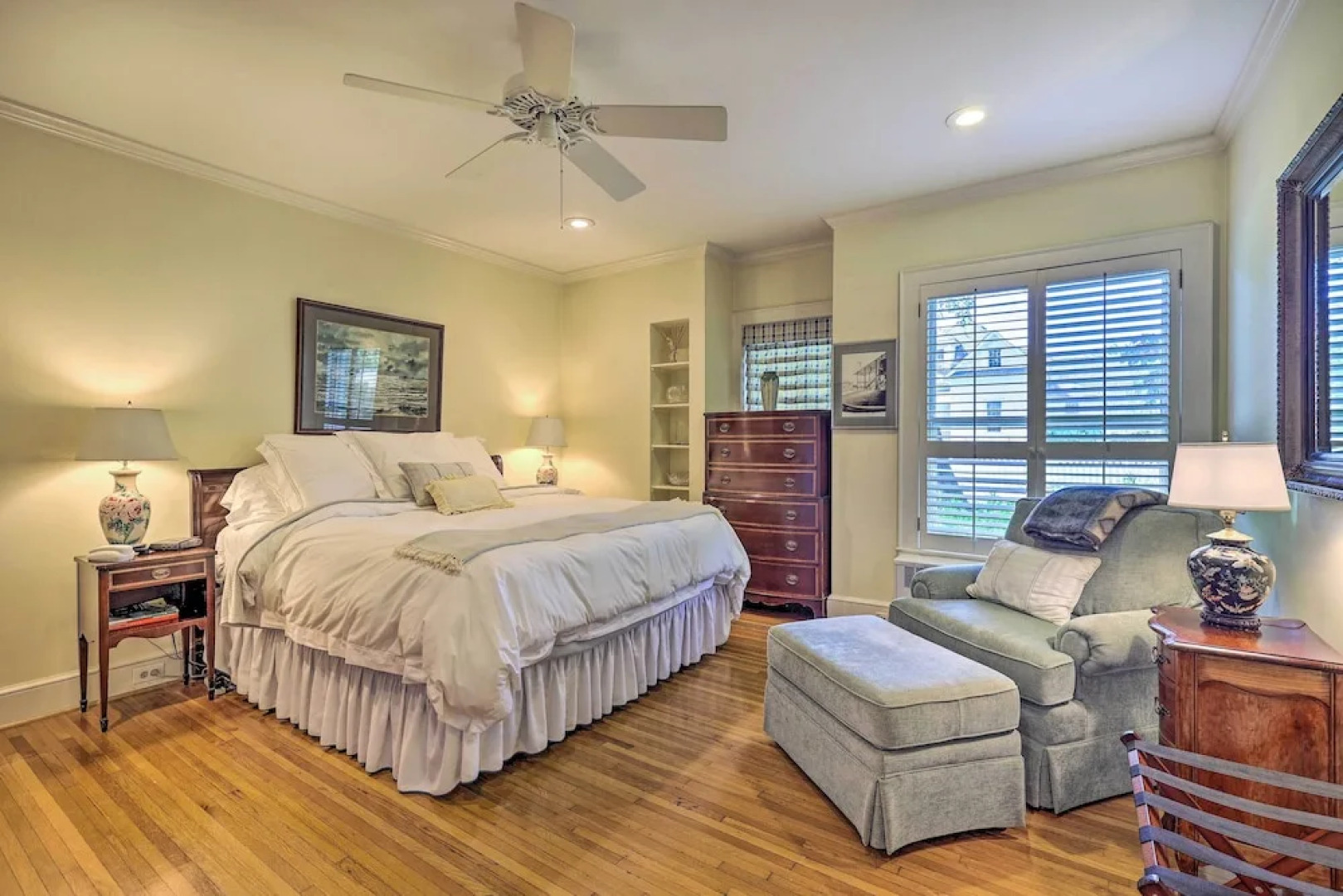 Lush Elkin Home w/ Porch Views & Pool Table