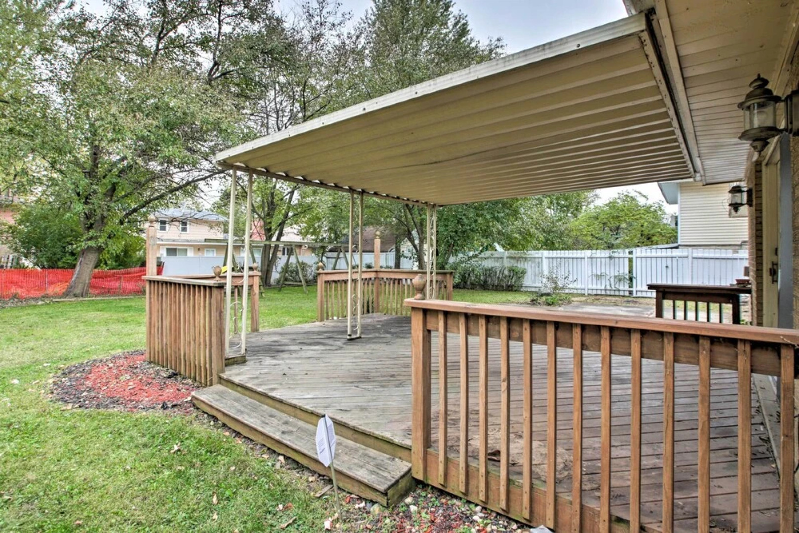 Home w/ Yard & Patio ~ 30 Mi to Downtown Chicago