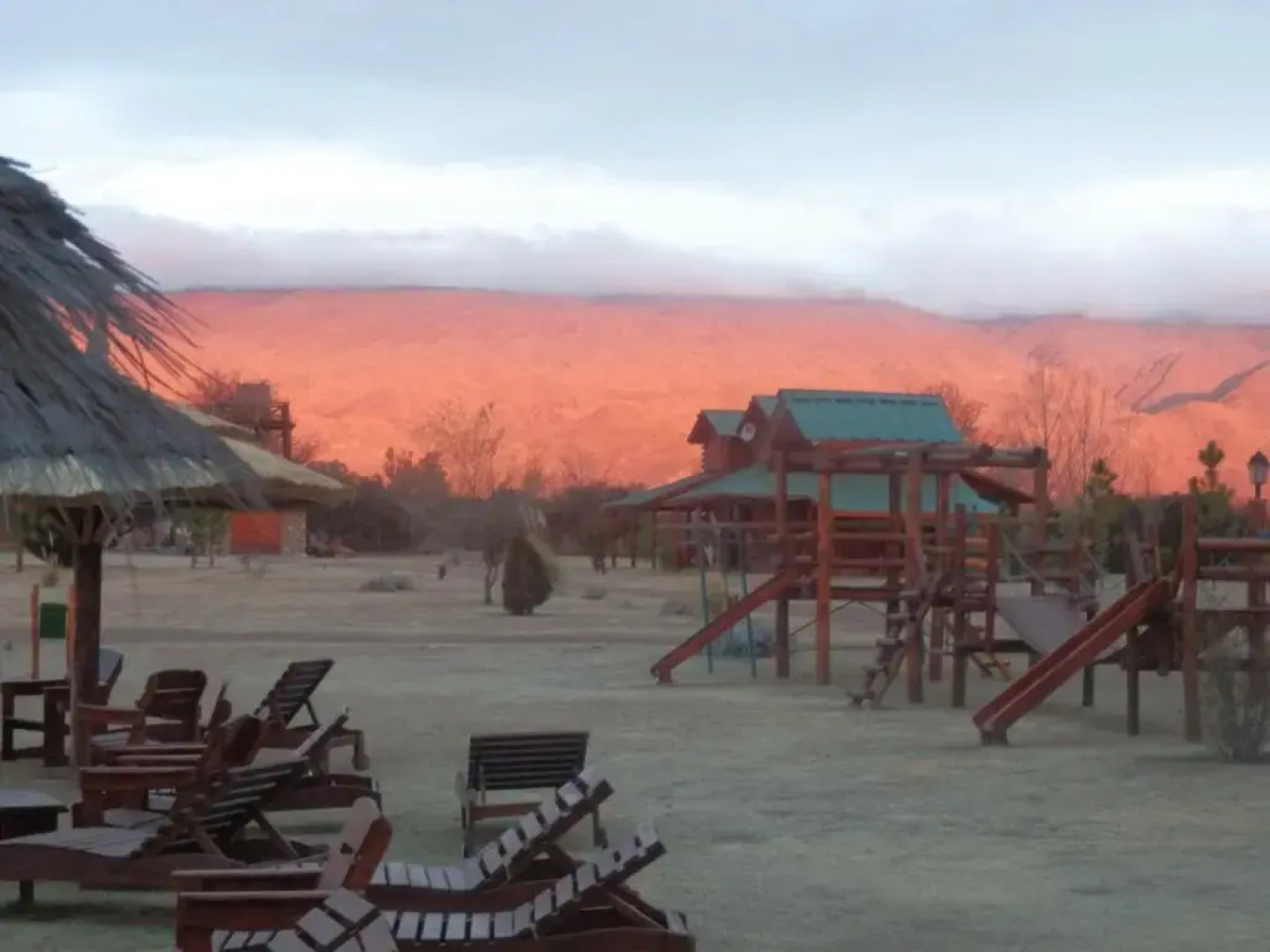 Las Cortaderas Cabanas De Tronco