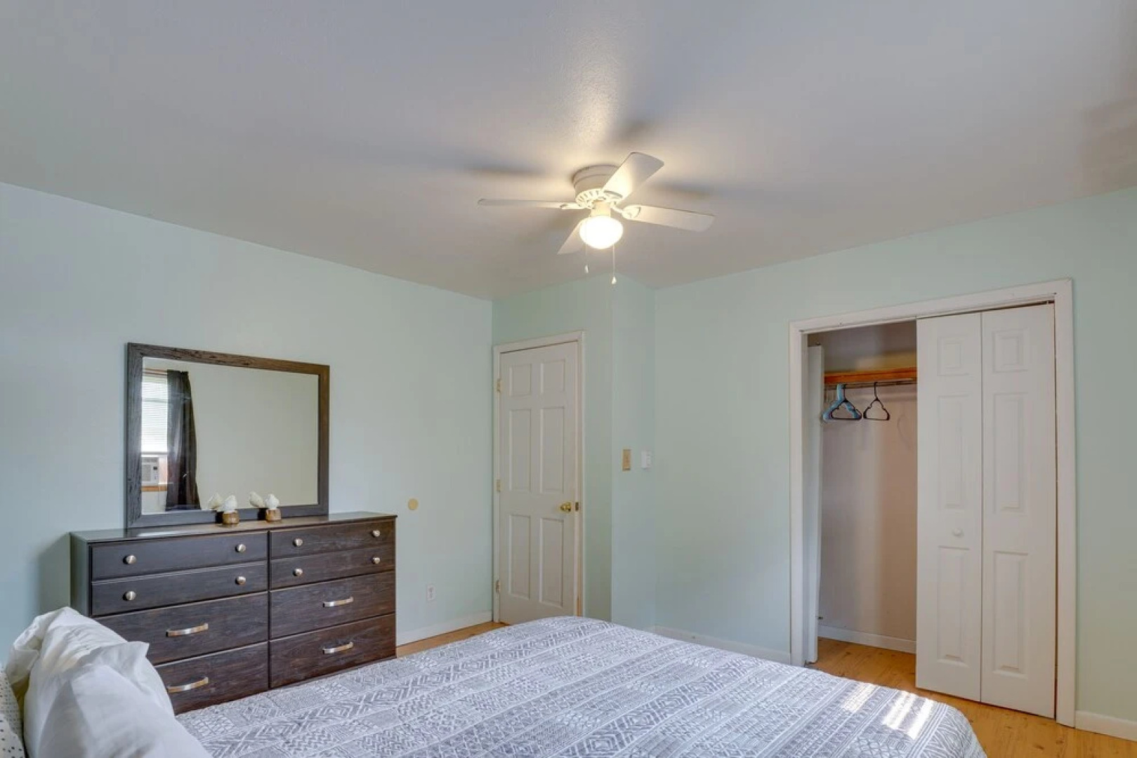 West Virginia Townhome ~ 6 Mi to Fayetteville!