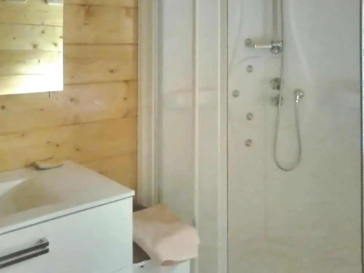 Chalet With 2 Bedrooms in Espalion, With Wonderful Mountain View and F