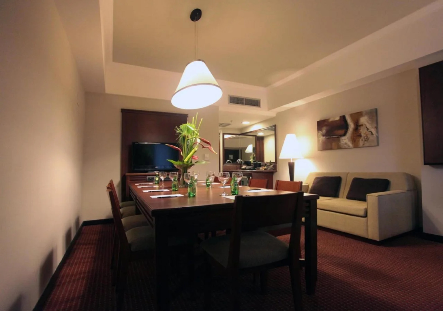 Embassy Suites By Hilton Valencia-Downtown