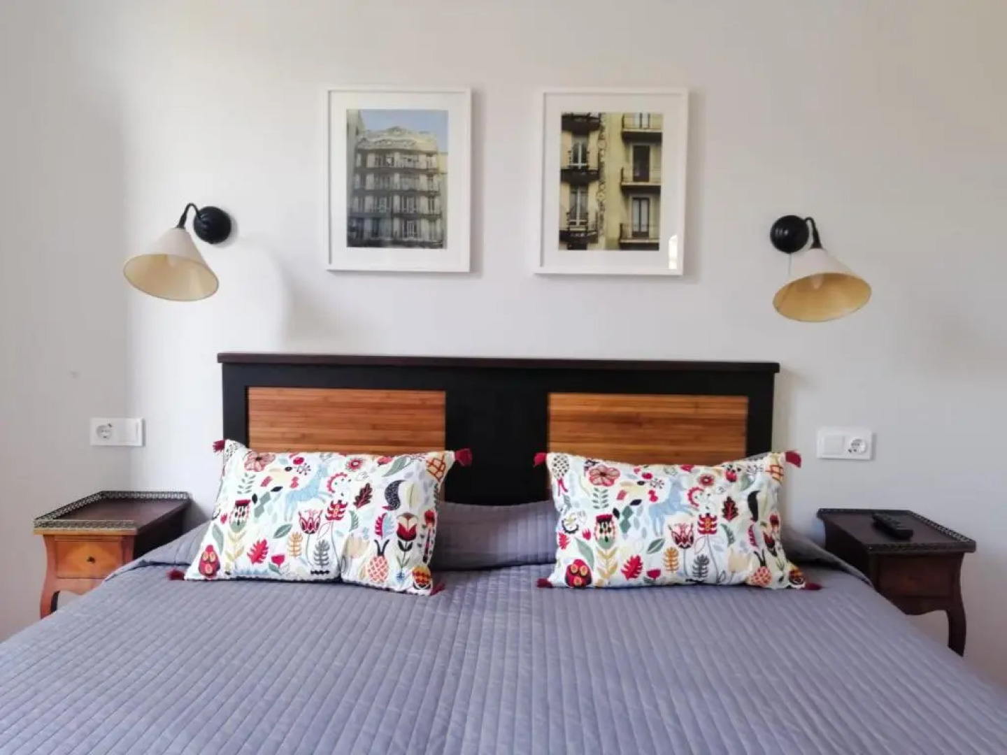 Casa Consell Gran Via Guest House