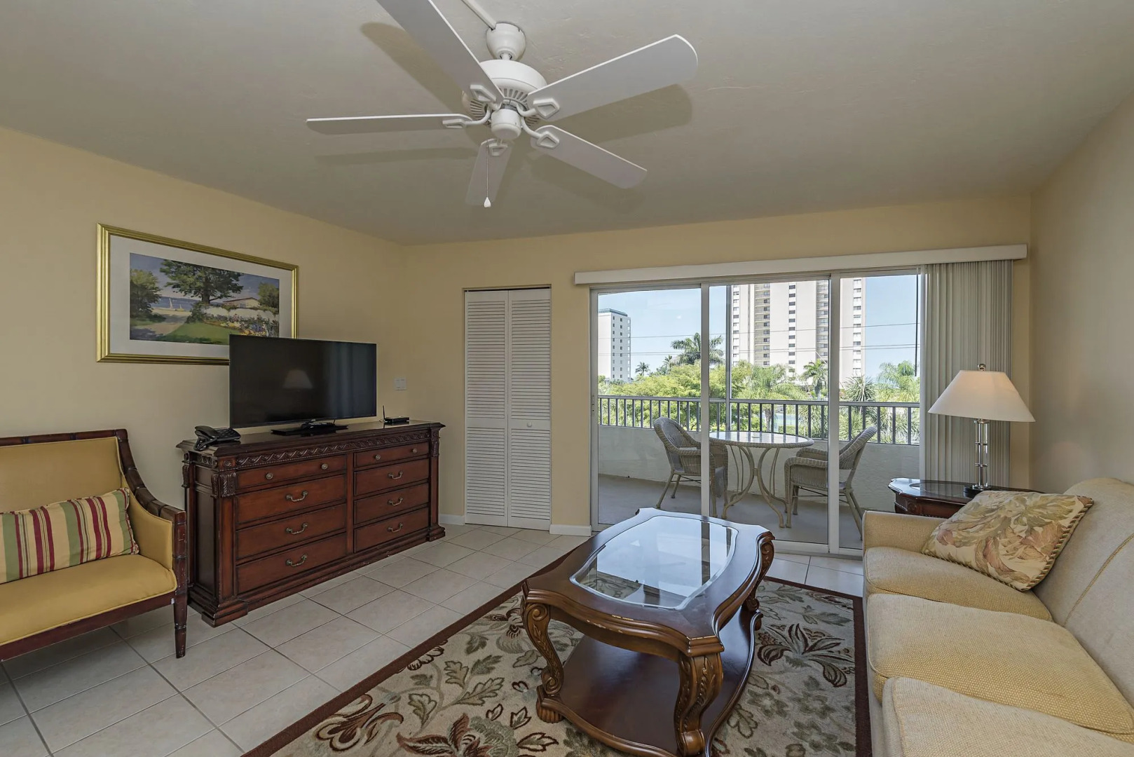 Marco Beach Vacation Suites