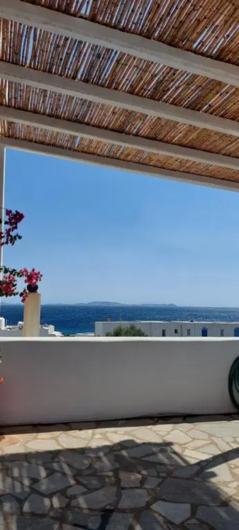 Laouti Tinos Apartments 3