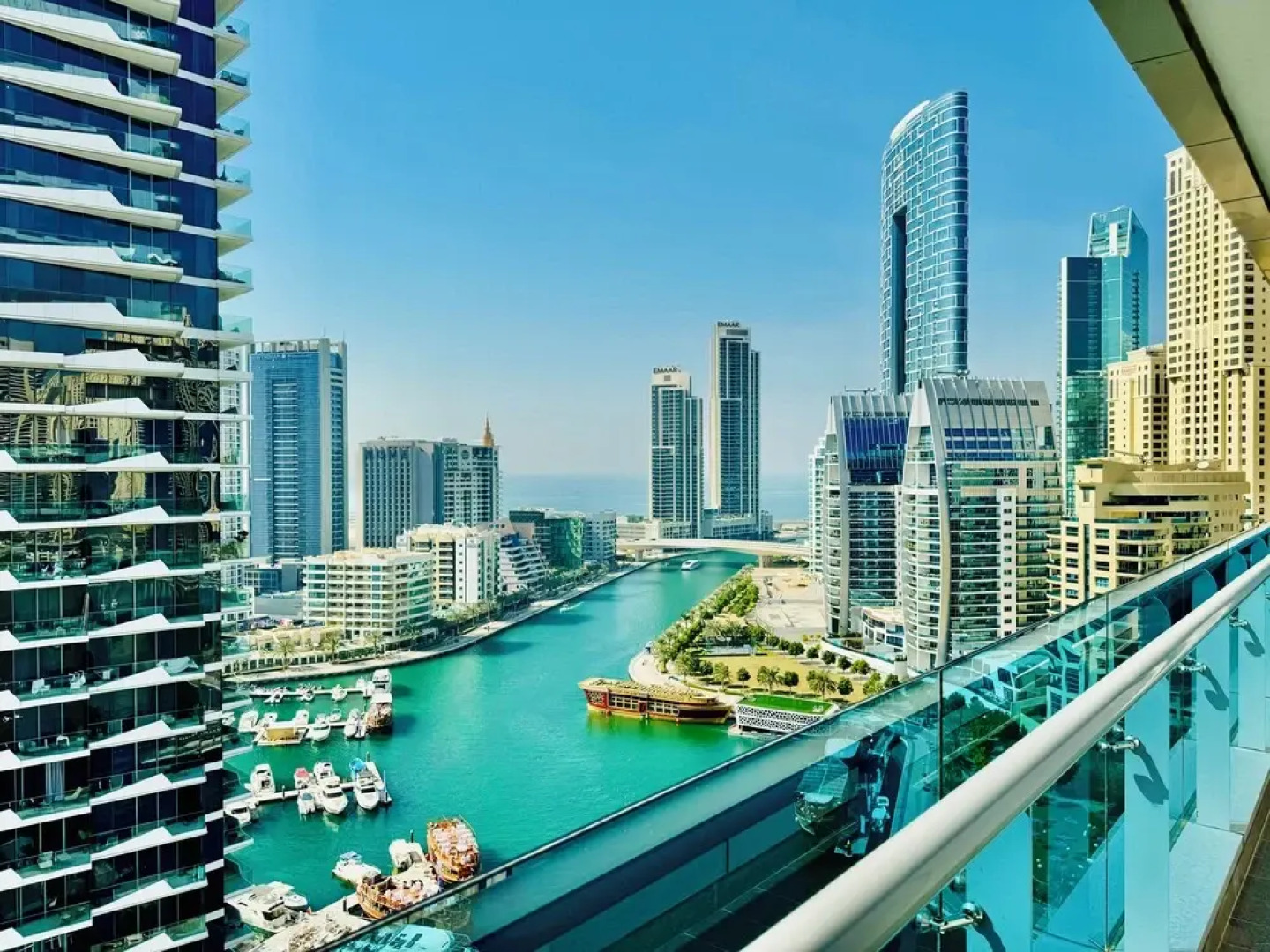 Venduras - Stunning 1BR At Orra Marina