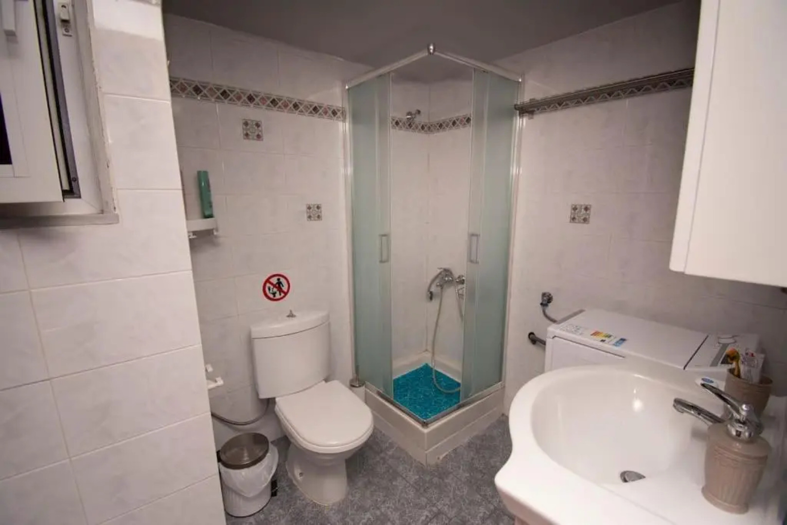 Anadora 1. City center modern stylish appartment.