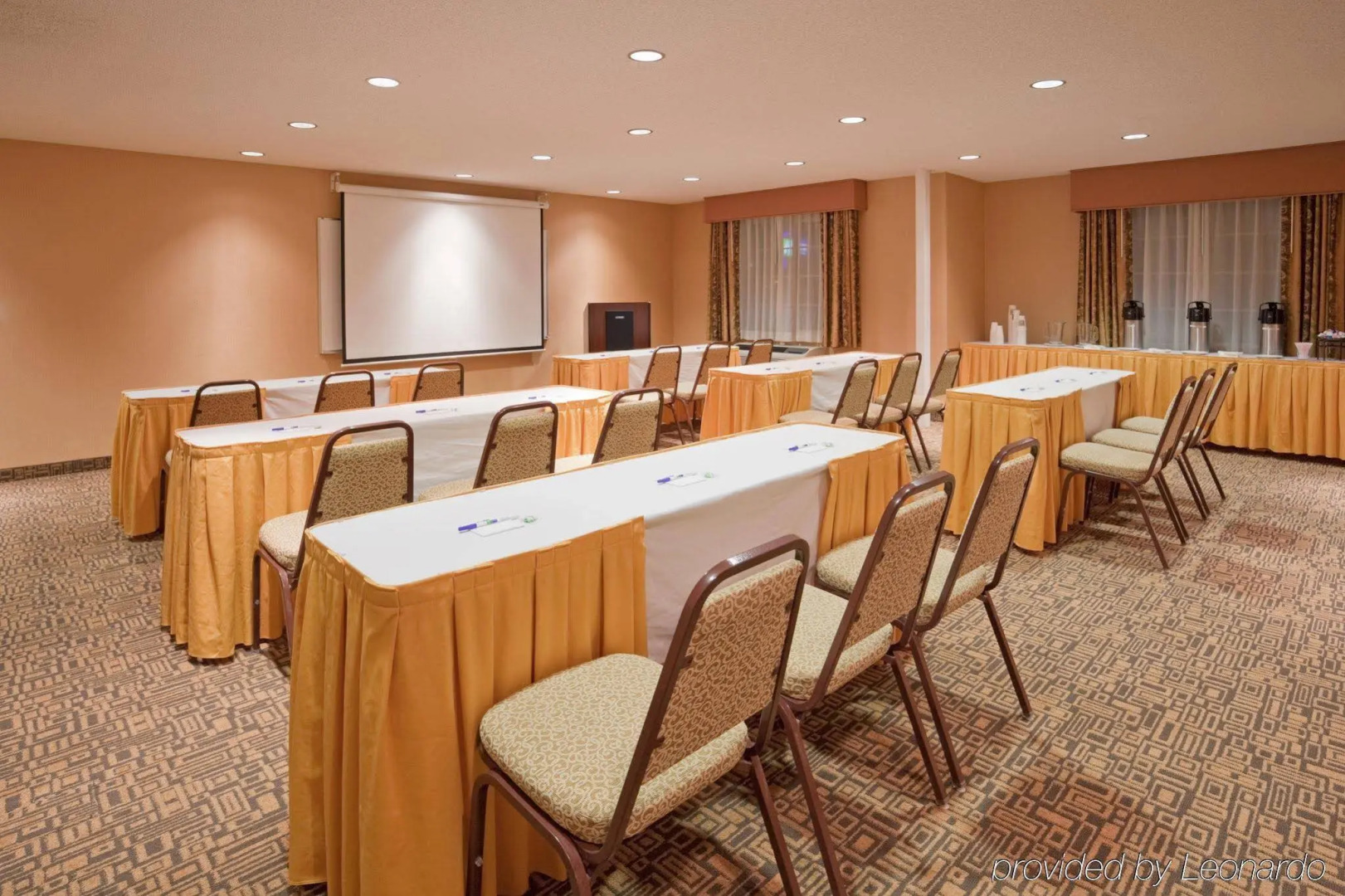 Holiday Inn Express Hotel & Suites Livermore by IHG