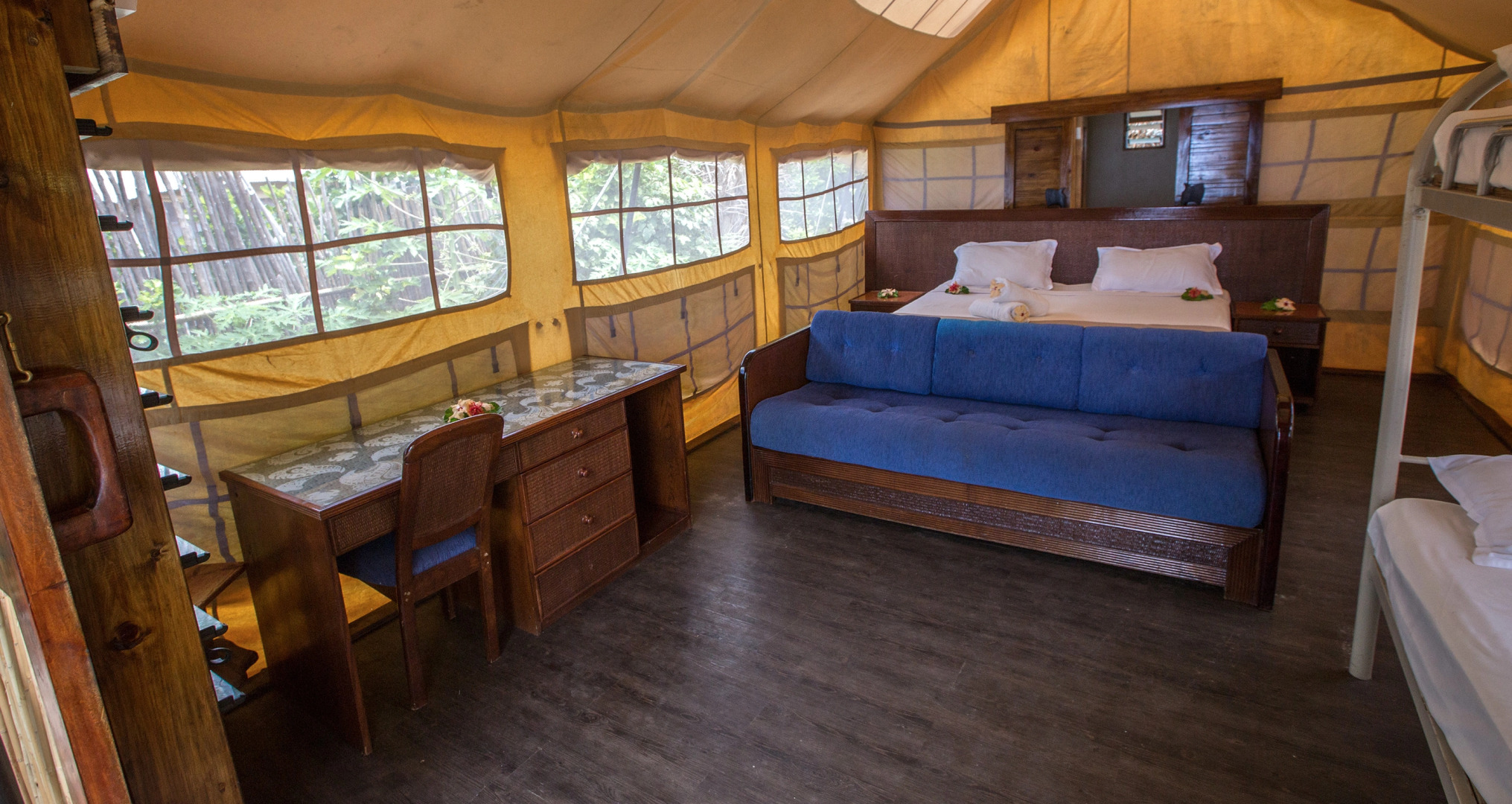 Barefoot Manta Island Resort and Marine Sanctuary