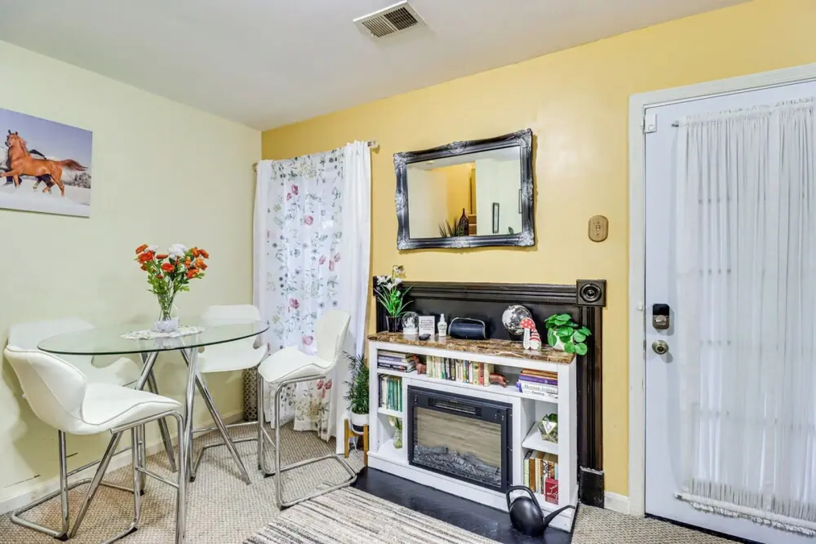 Cozy Centreville Apt: Close to Historic Sites