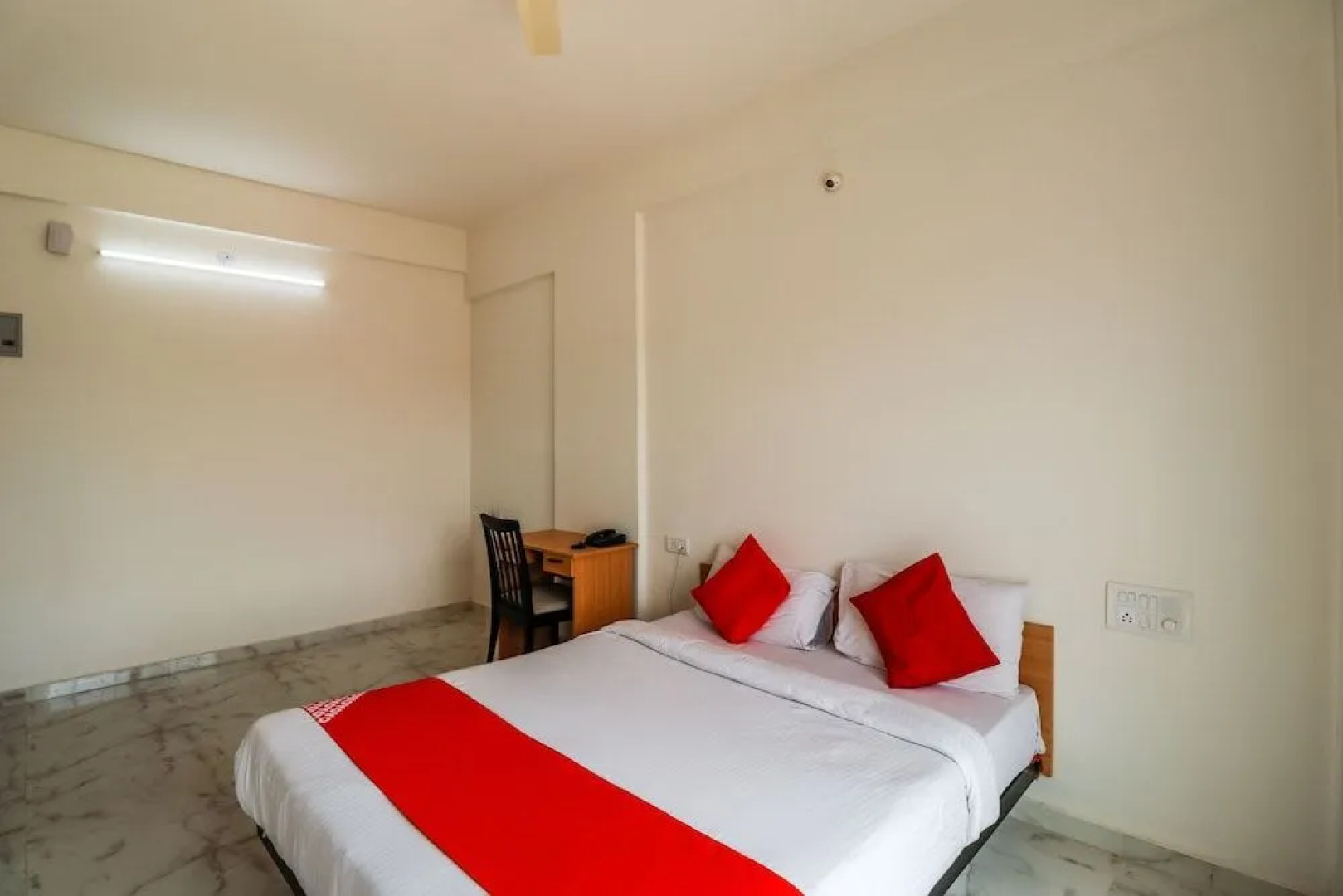 Spot on 49483 Dew Drops