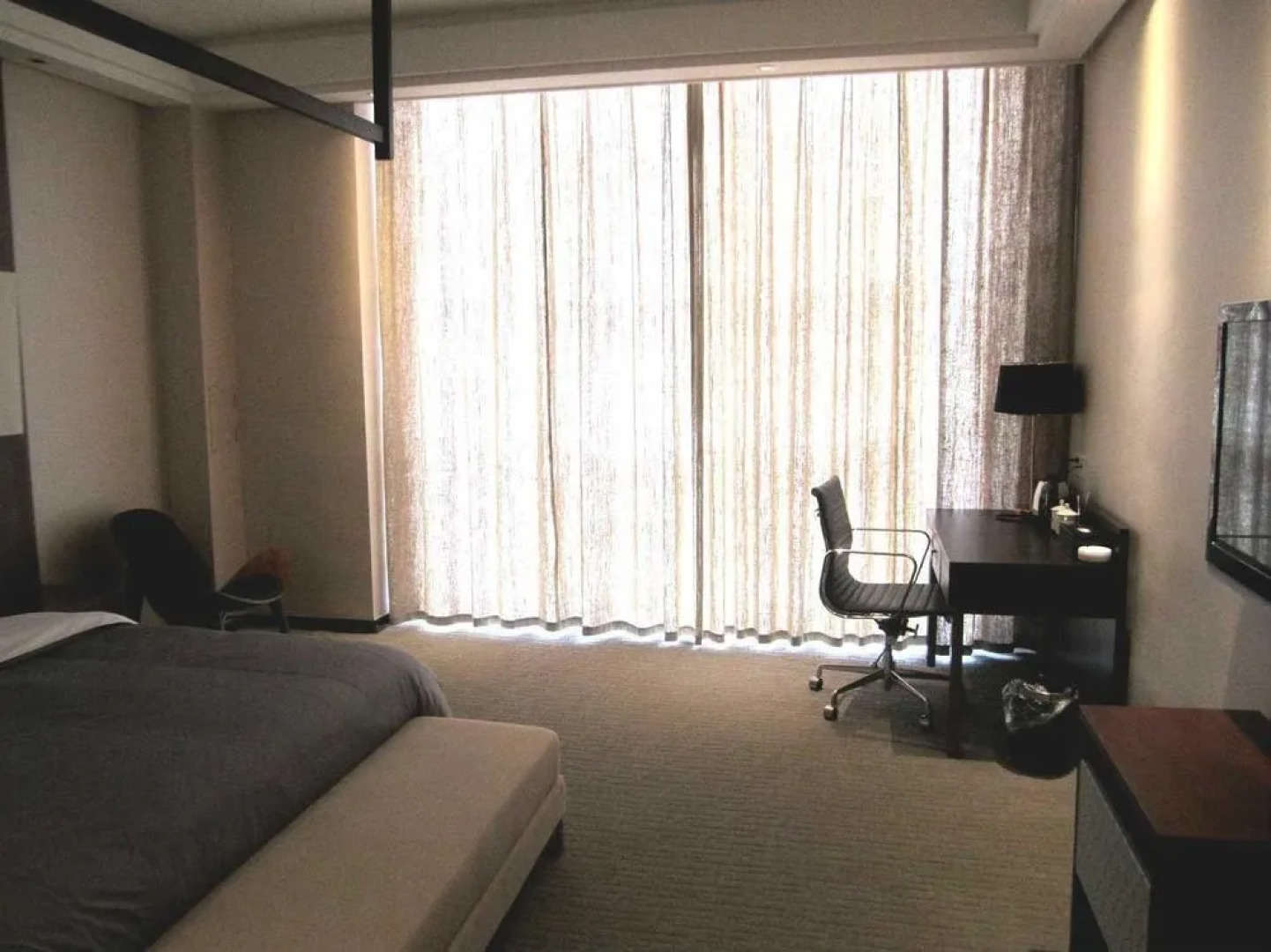 Yancheng Youth Club and Reading Hotel