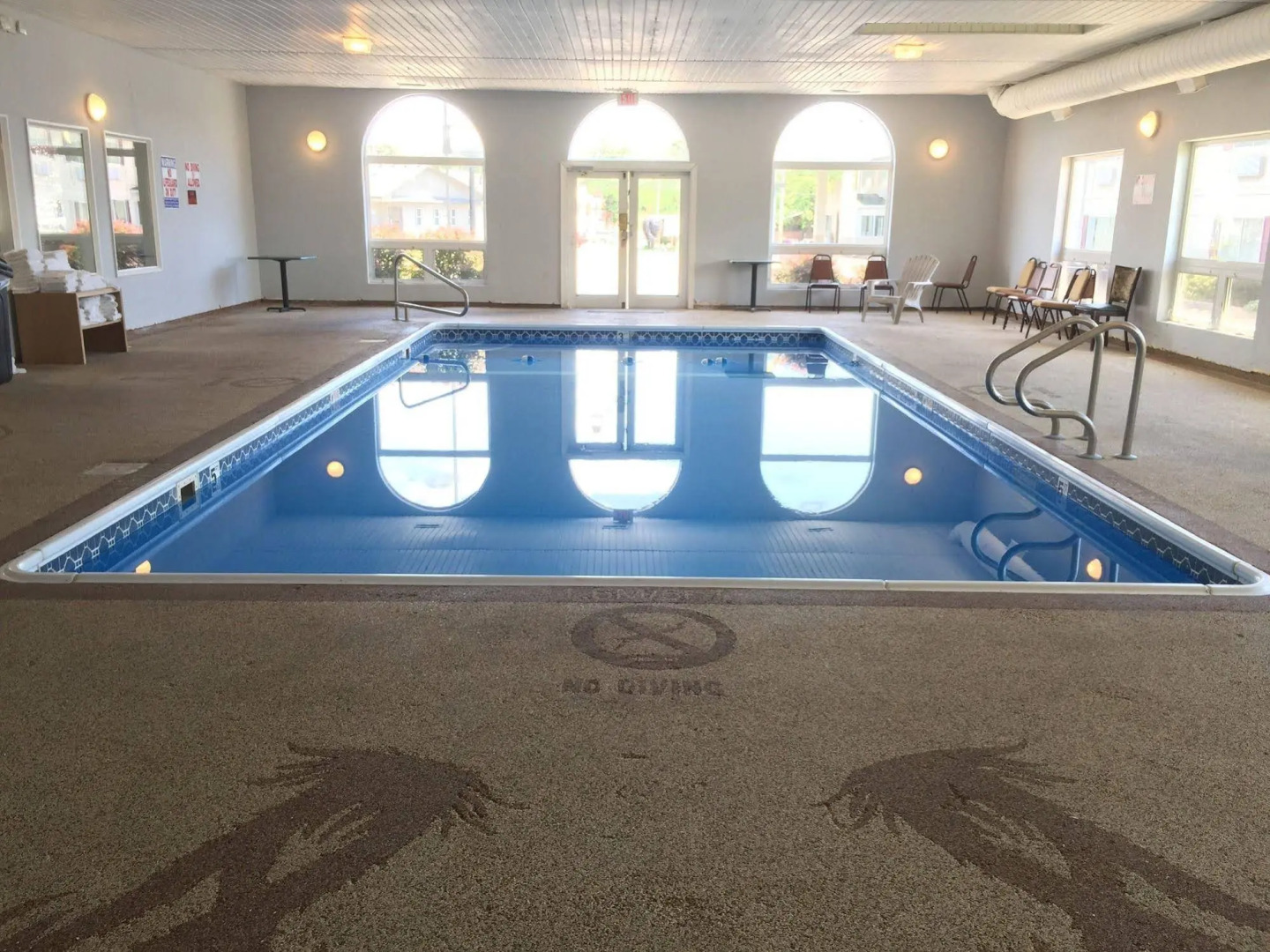 Americas Best Value Inn & Suites