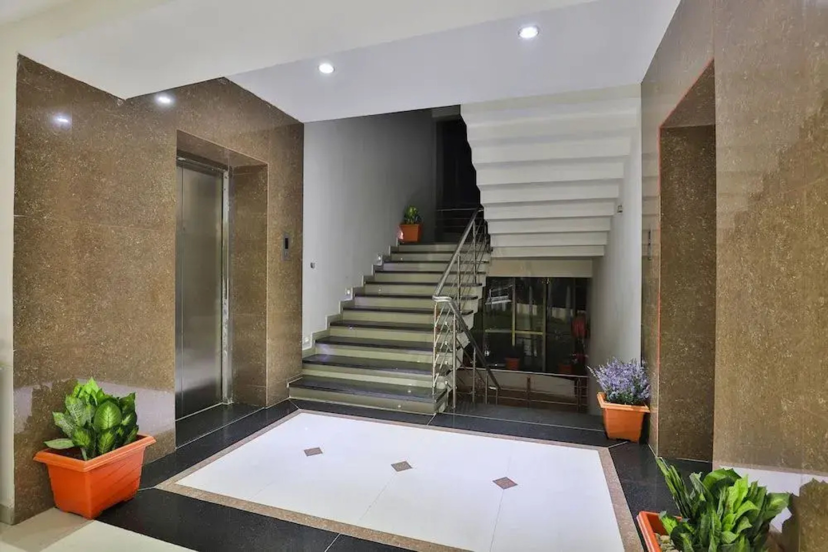 OYO 23180 Patel Ni Motel