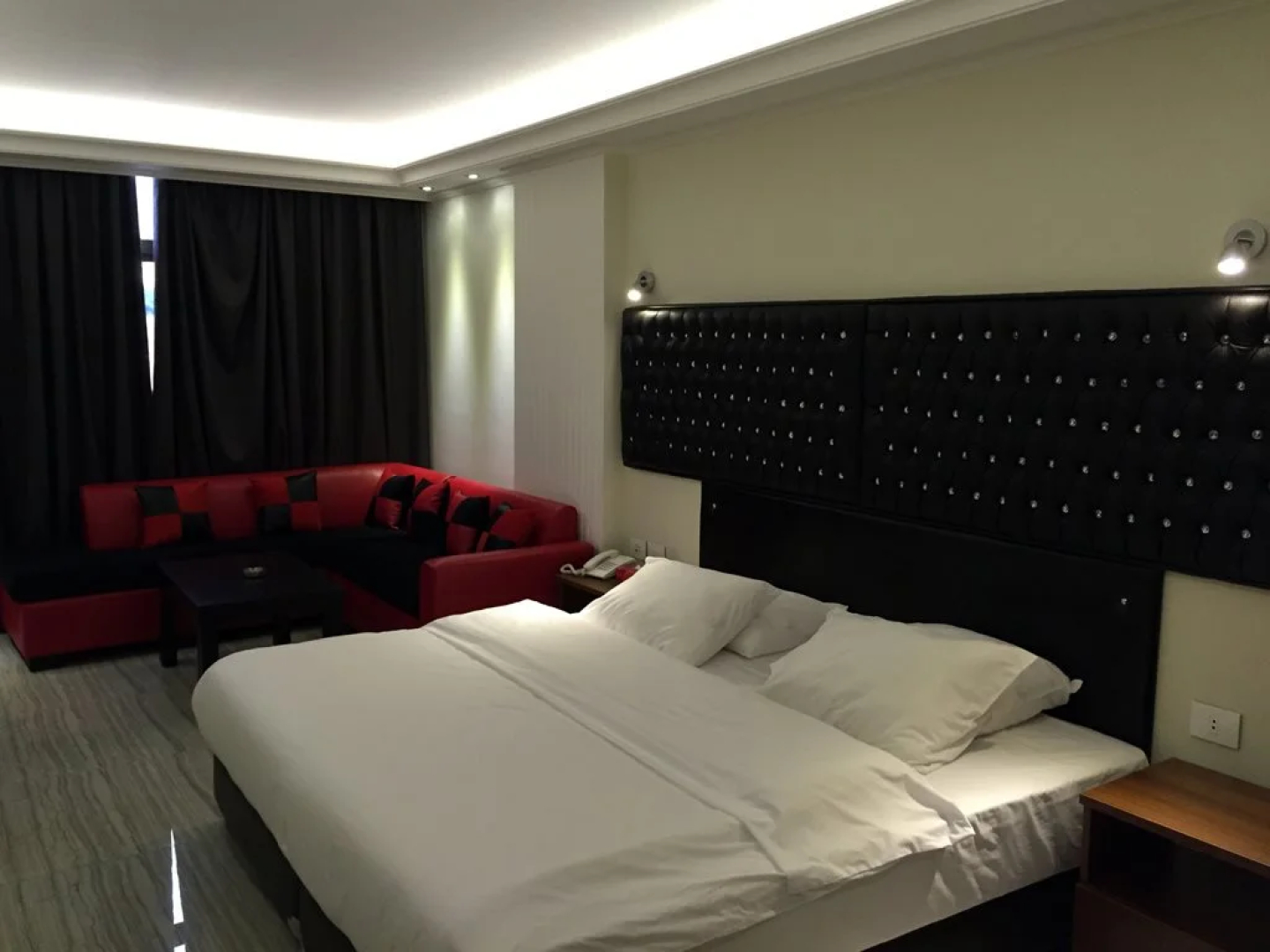 Aphrodite Hotel