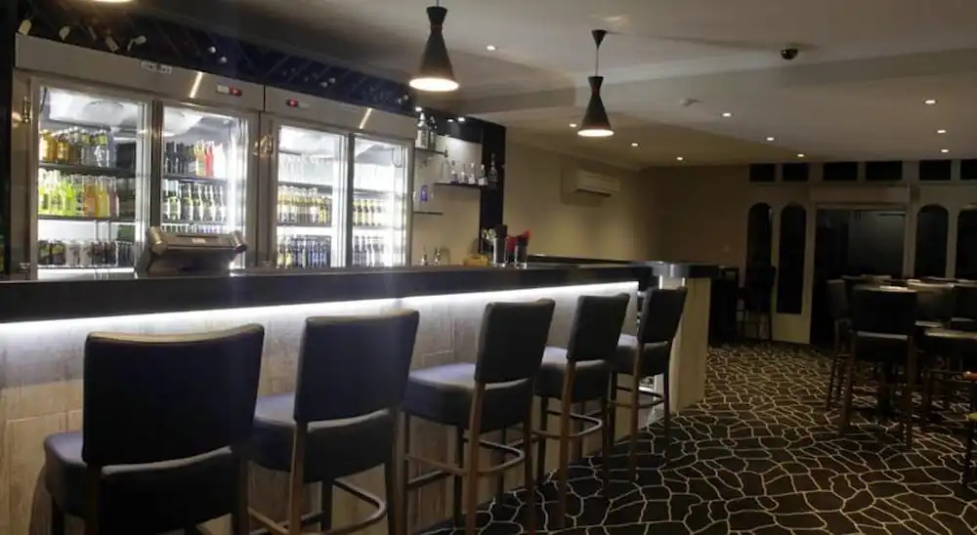 Cattlemans Country Motor Inn & Serviced Apartments