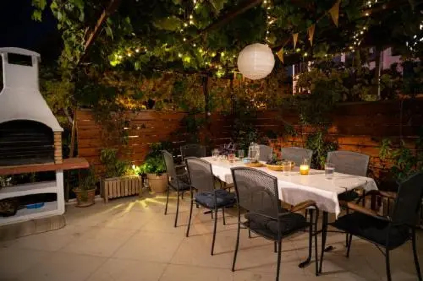 Spacious apartment by the sea 8+4