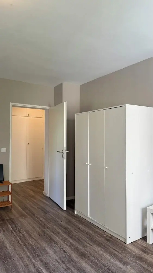 Three Bedroom Comfort Apartment Maintal
