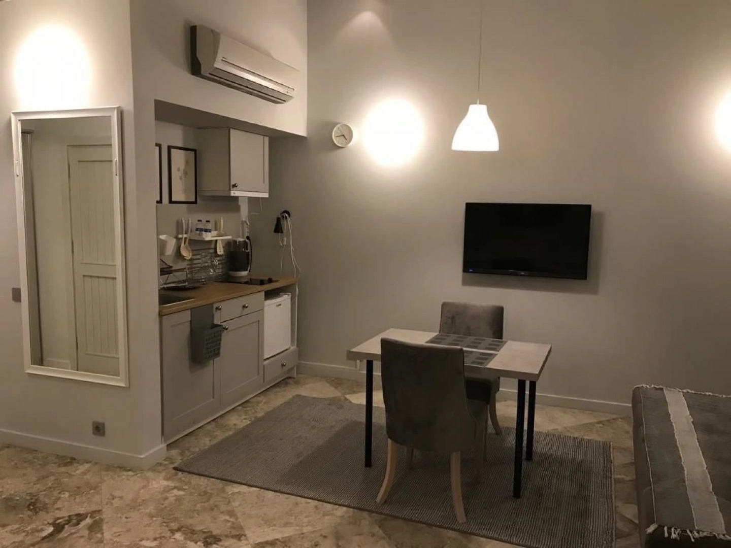 Delight Deluxe Hotel and Spa