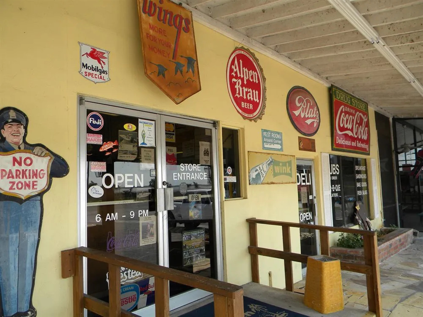 Millers World Glades Haven Cozy Cabins Resort