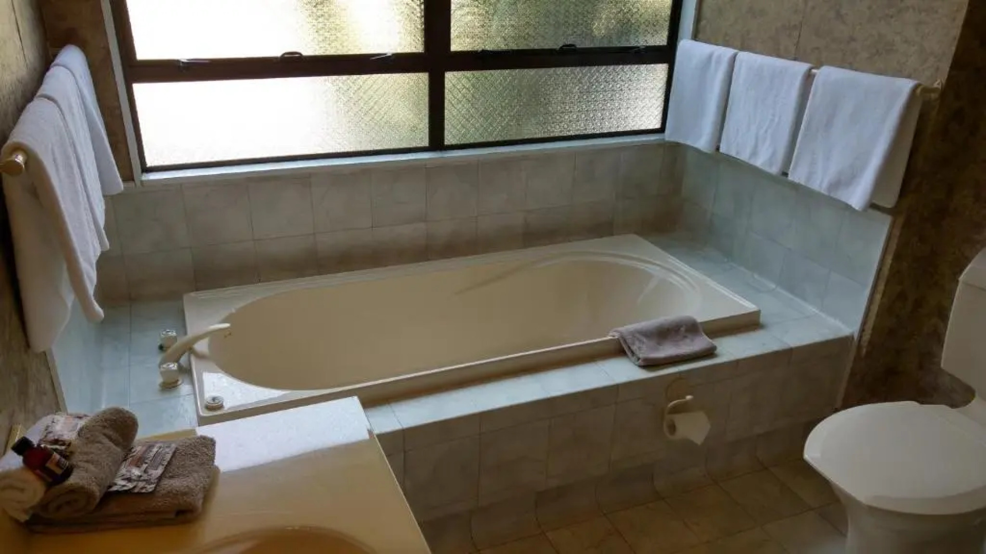 Motel Hobson's Choice