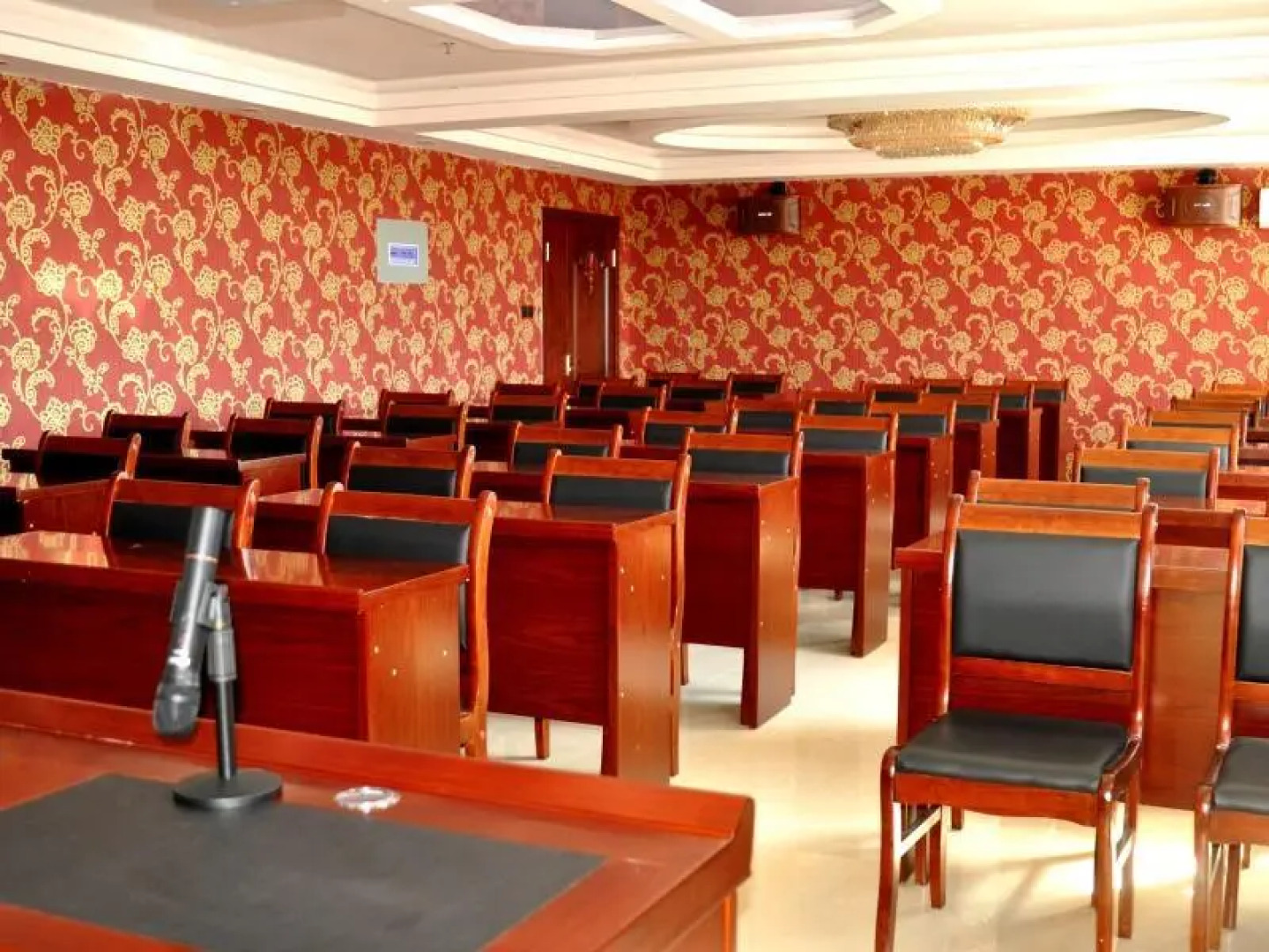 GreenTree Alliance Tacheng Wenqin Road Left Bank Of Sunshine Hotel