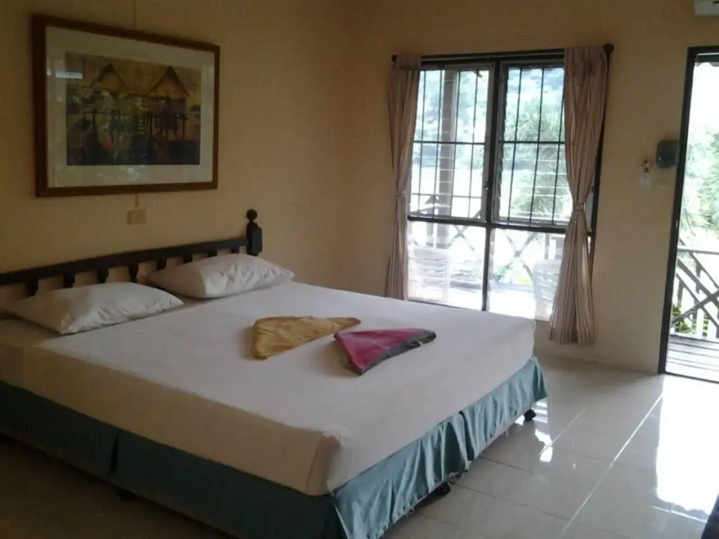 Tropical Garden Bungalow