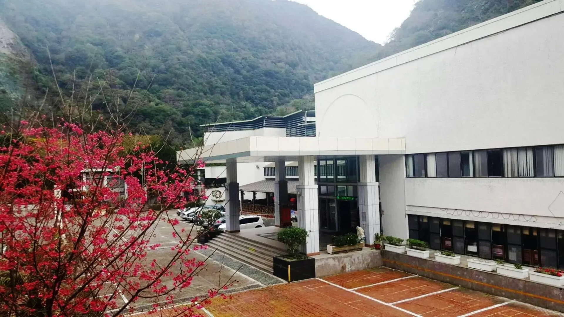 Taroko Tienhsiang Youth Activity Center