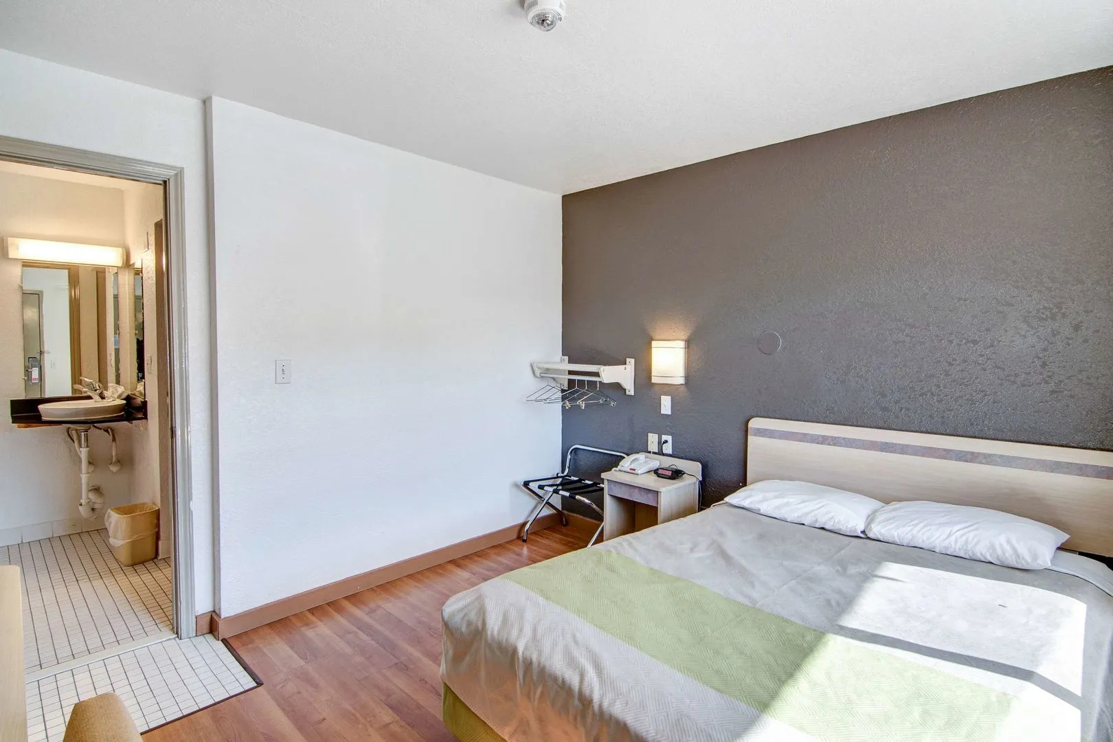 Studio 6 Grand Prairie, TX