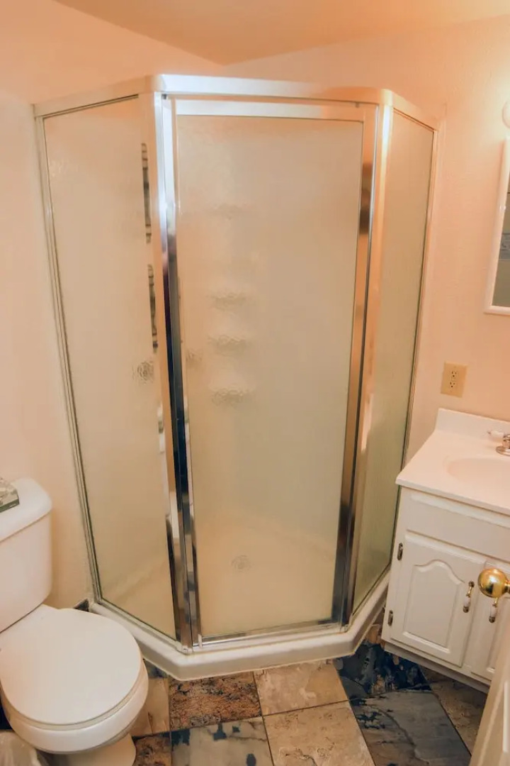 Fawn Valley Inn: 102