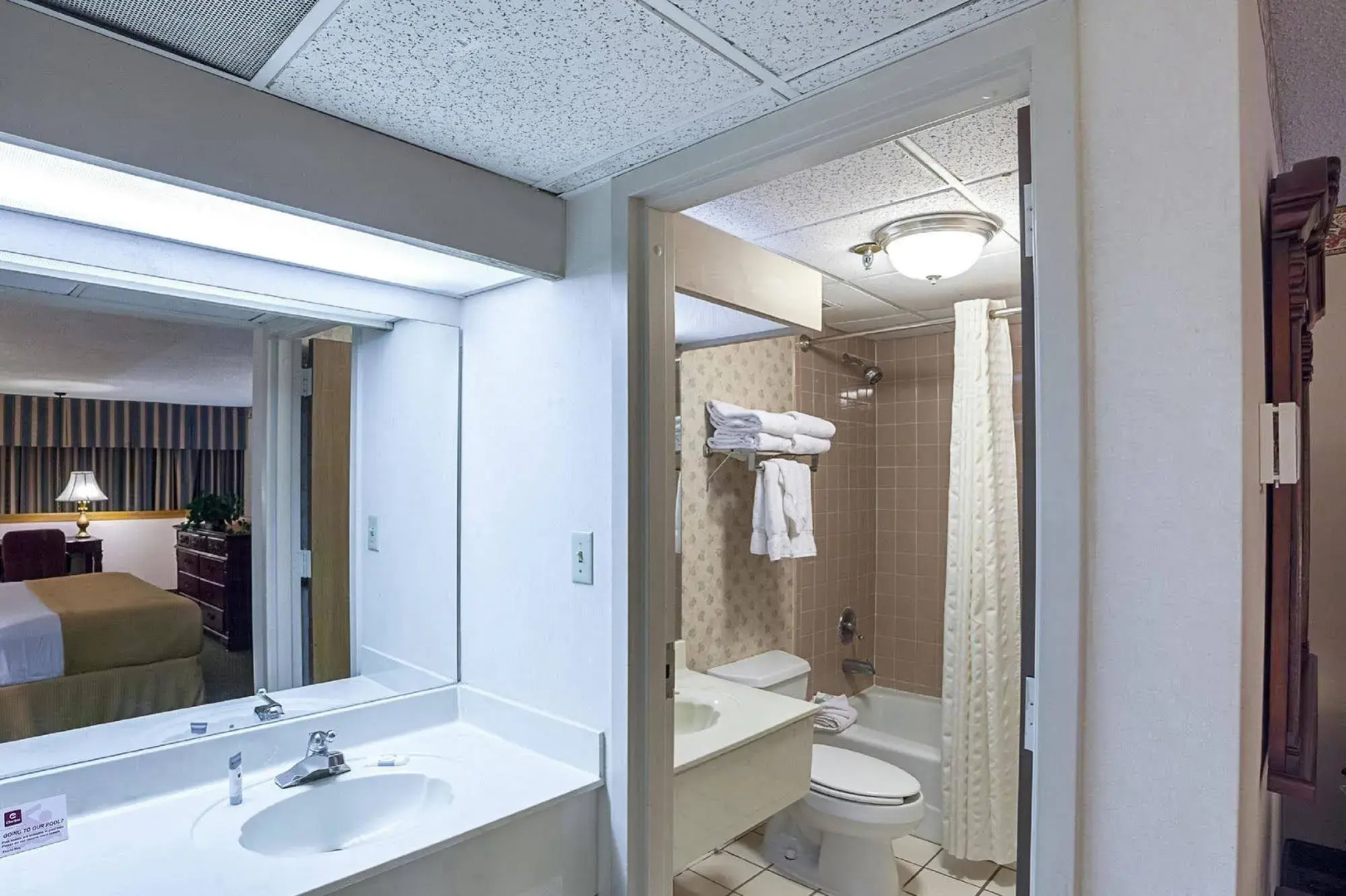 Clarion Hotel Desoto