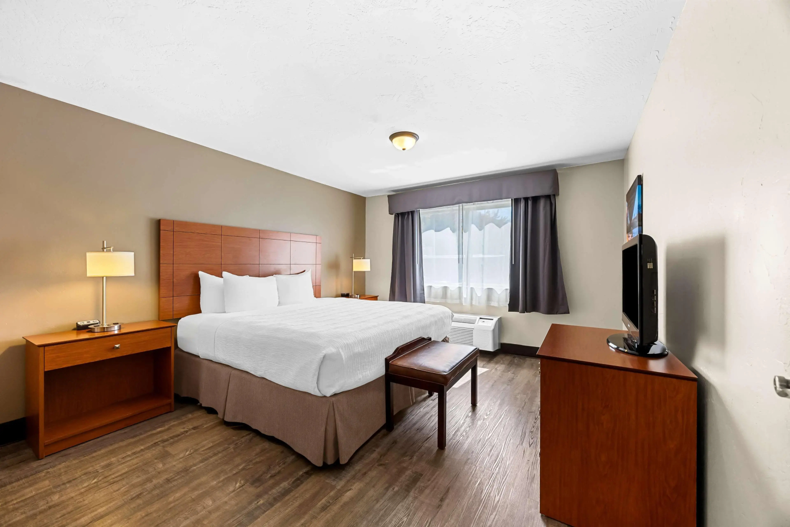 Best Western Inn At The Rogue