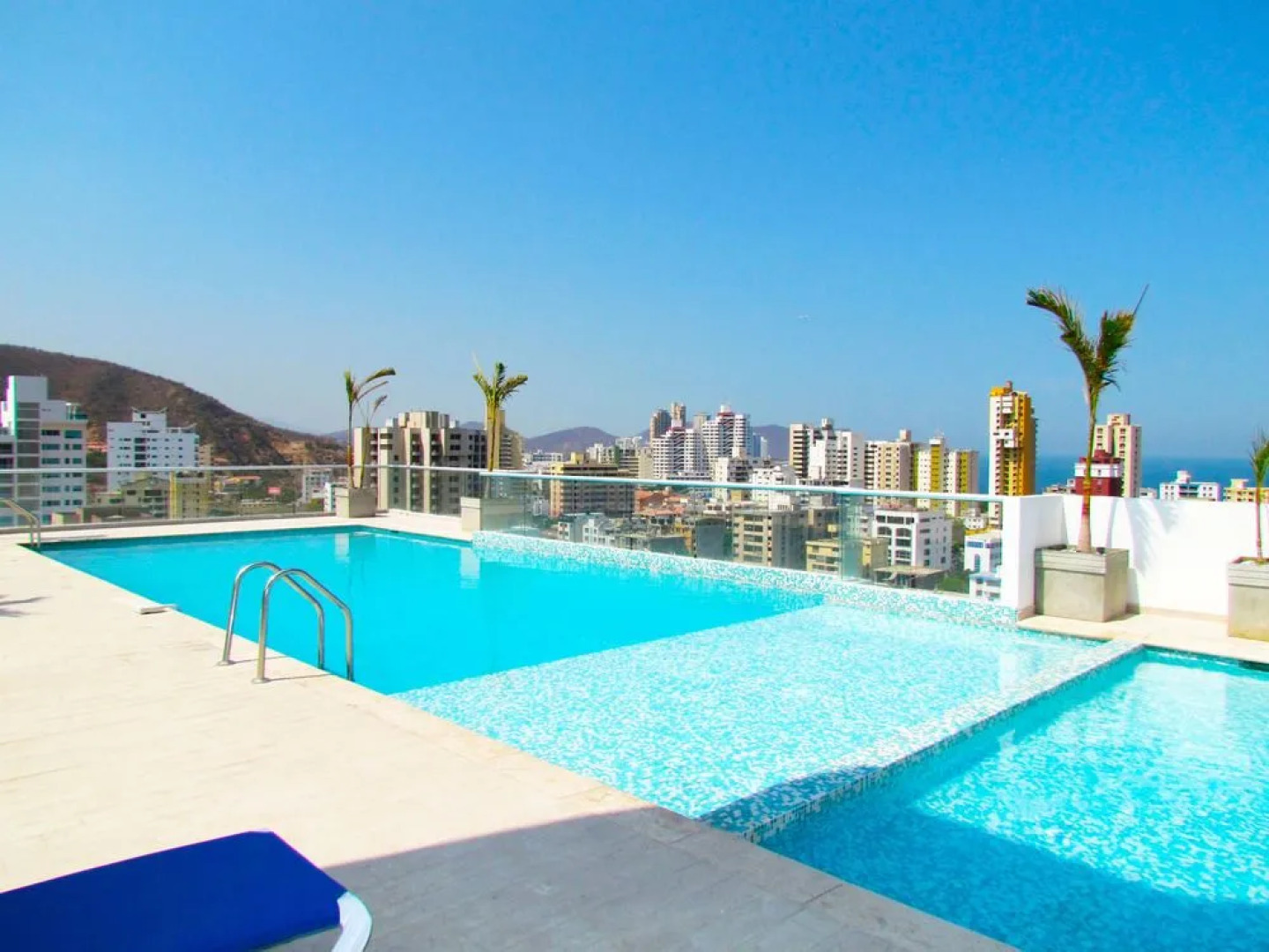 Apartamentos SOHO Style - Con Balcón SMR228A