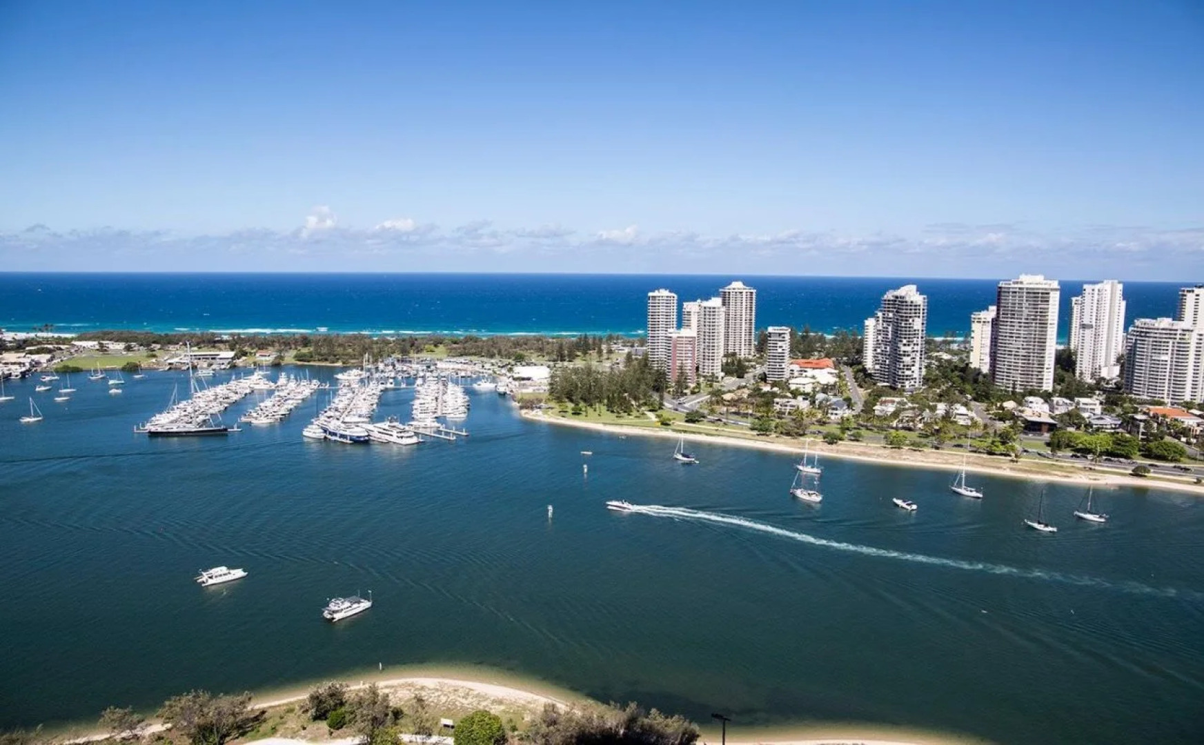 Meriton Suites Southport, Gold Coast