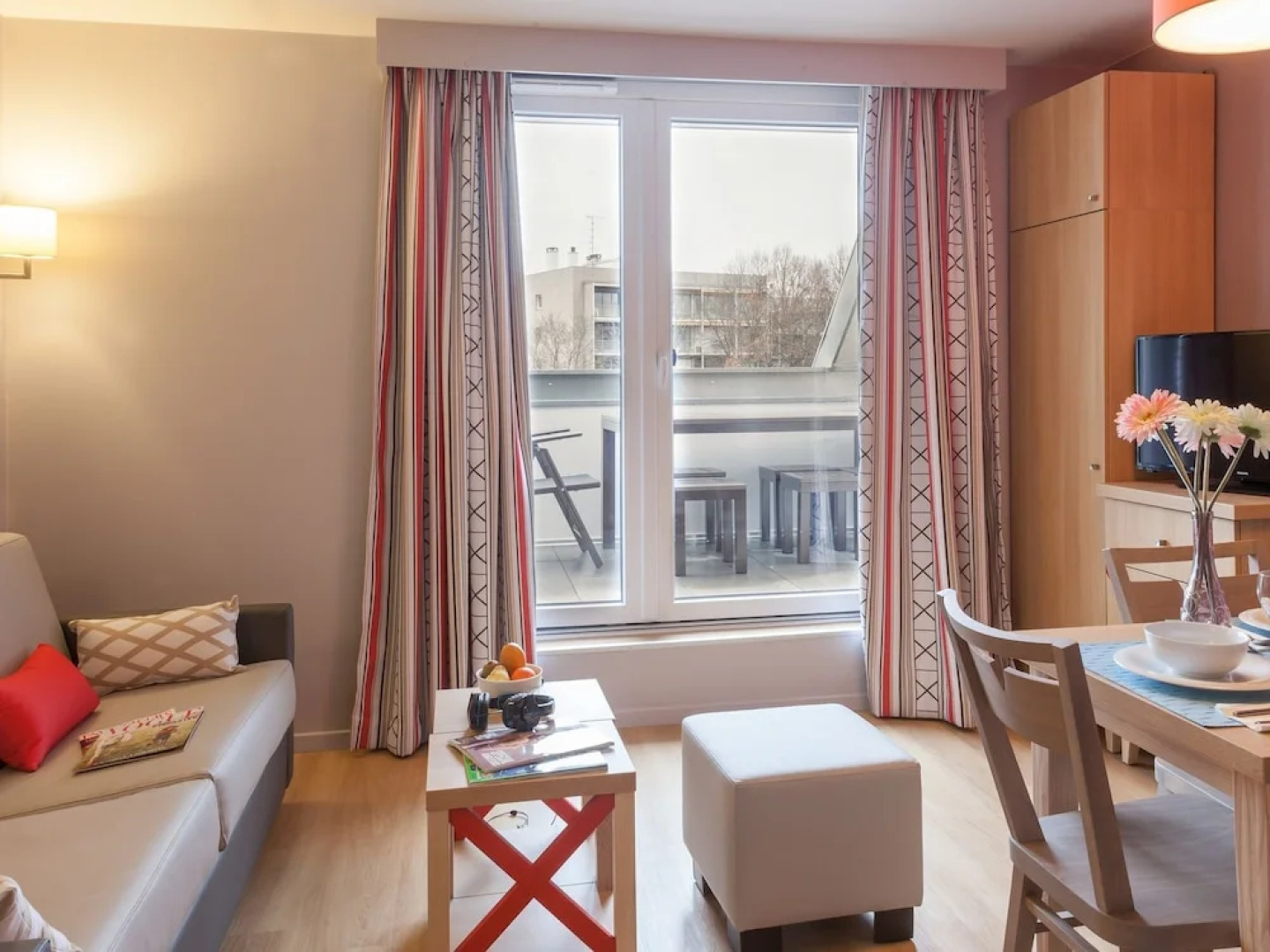 Colmar: Contemporary Apartment, 800 m From the Centre