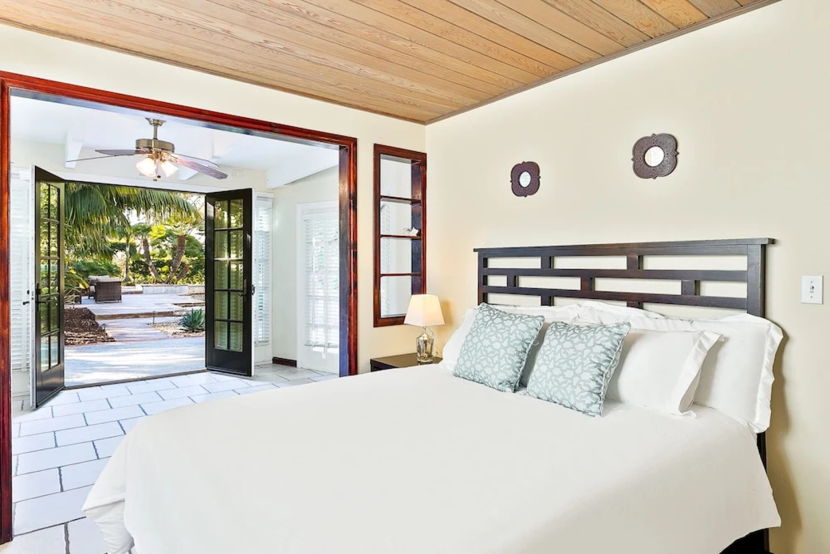 5BDRM Villa Via Mil Cumbres