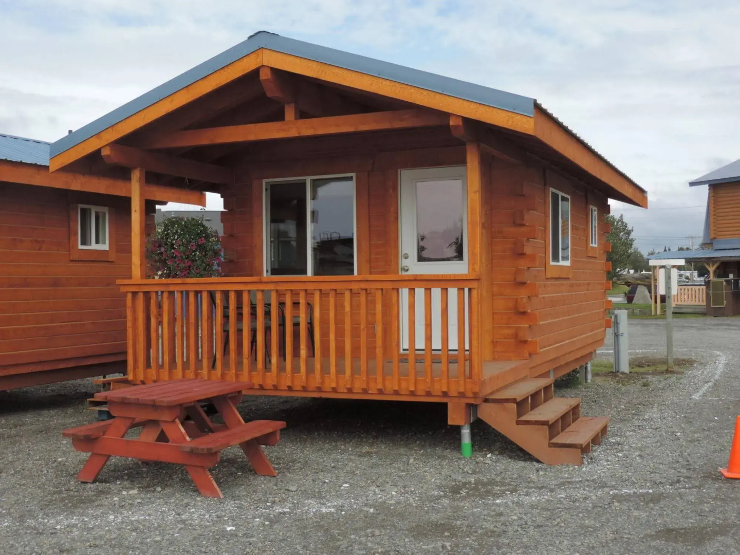 Beluga Lookout Lodge and RV Park