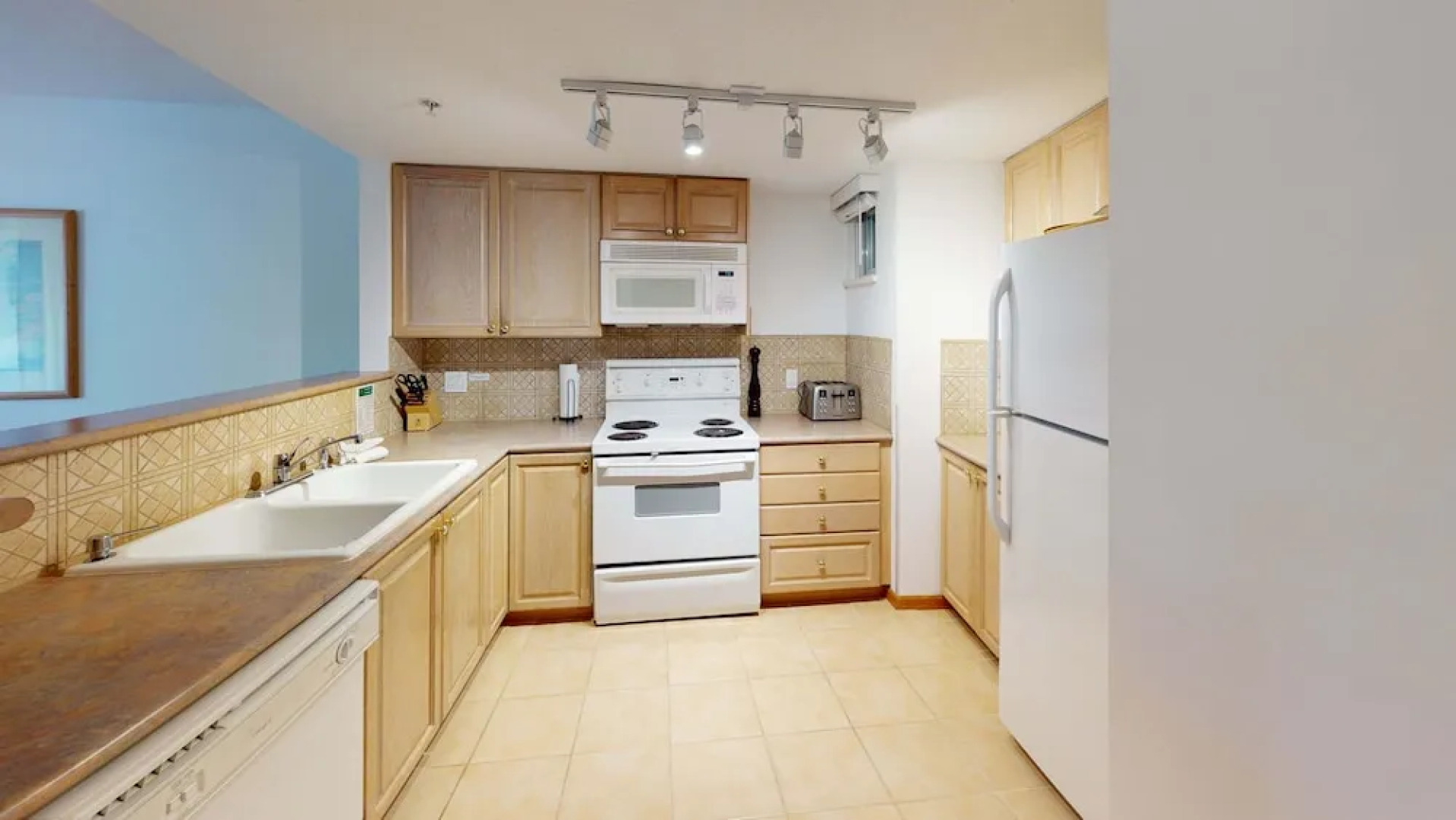 Stoney Creek Lagoon - Whistler Premier